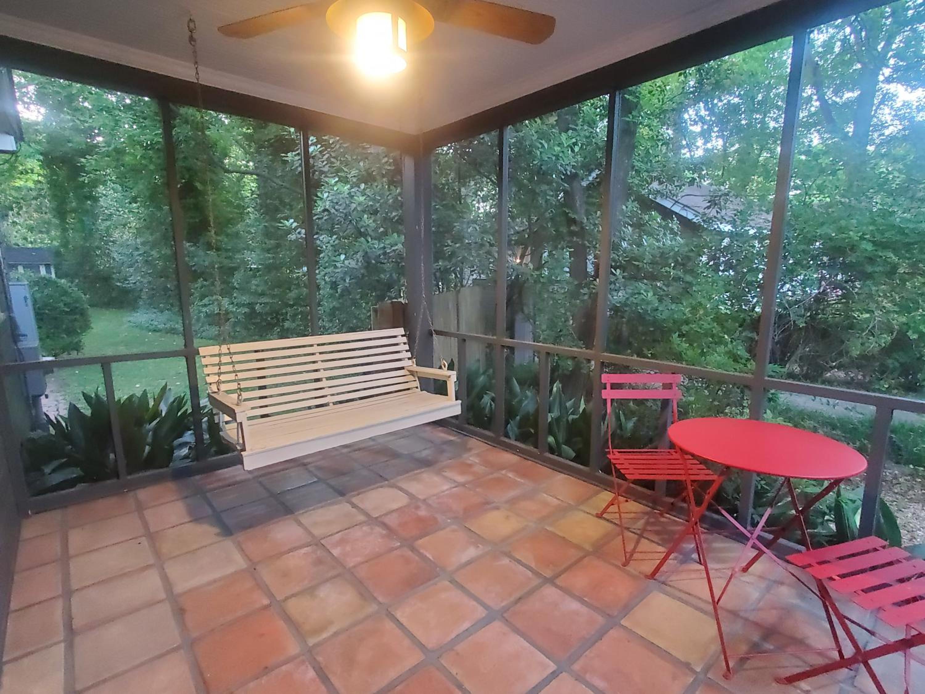 Montgomery Vacations - Cheerful 2 BR Near Colleges, Downtown, Attractions - Property Image 33