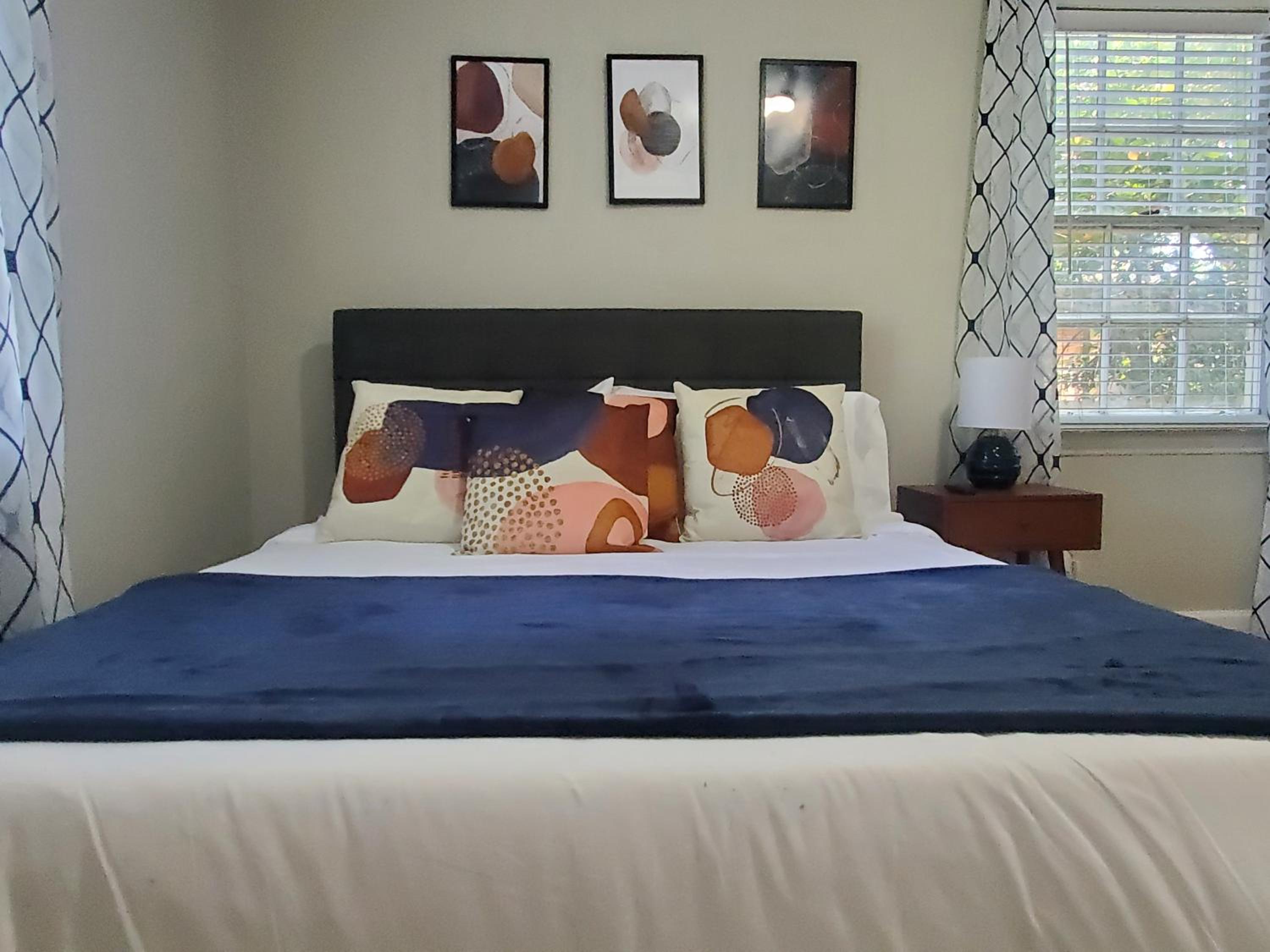 Montgomery Vacations - Cheerful 2 BR Near Colleges, Downtown, Attractions - Property Image 20
