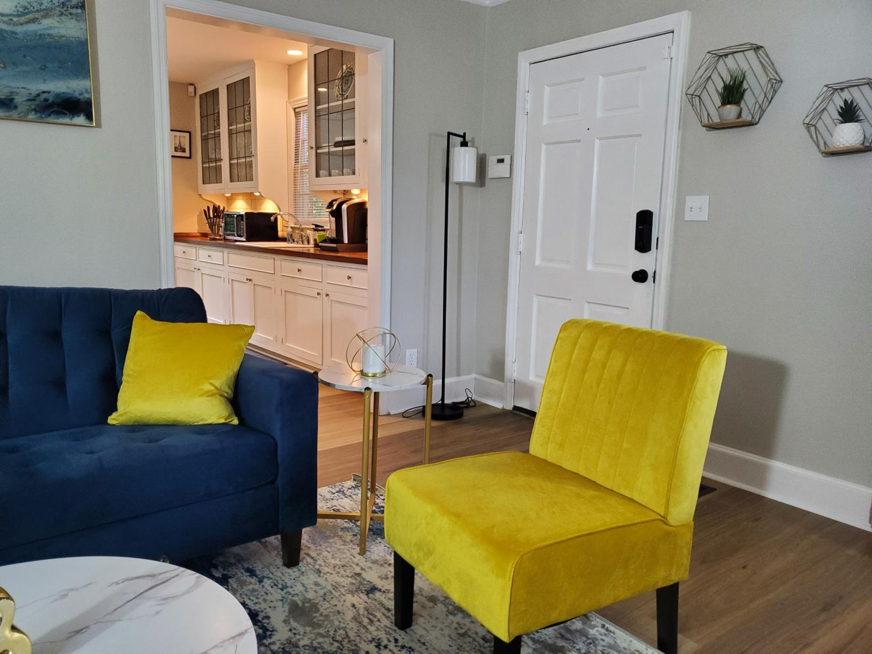 Montgomery Vacations - Cheerful 2 BR Near Colleges, Downtown, Attractions - Property Image 47