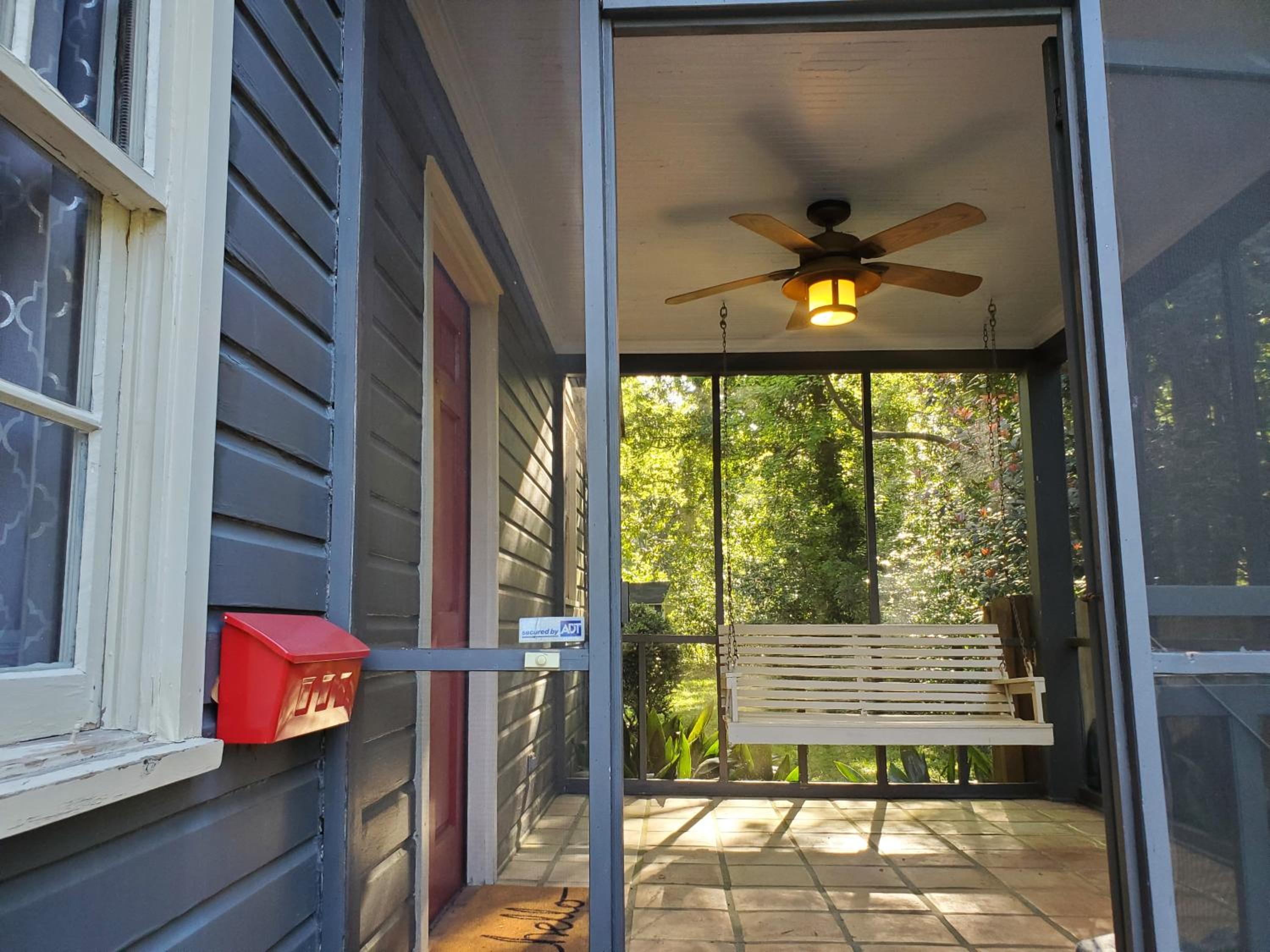 Montgomery Vacations - Cheerful 2 BR Near Colleges, Downtown, Attractions - Property Image 34