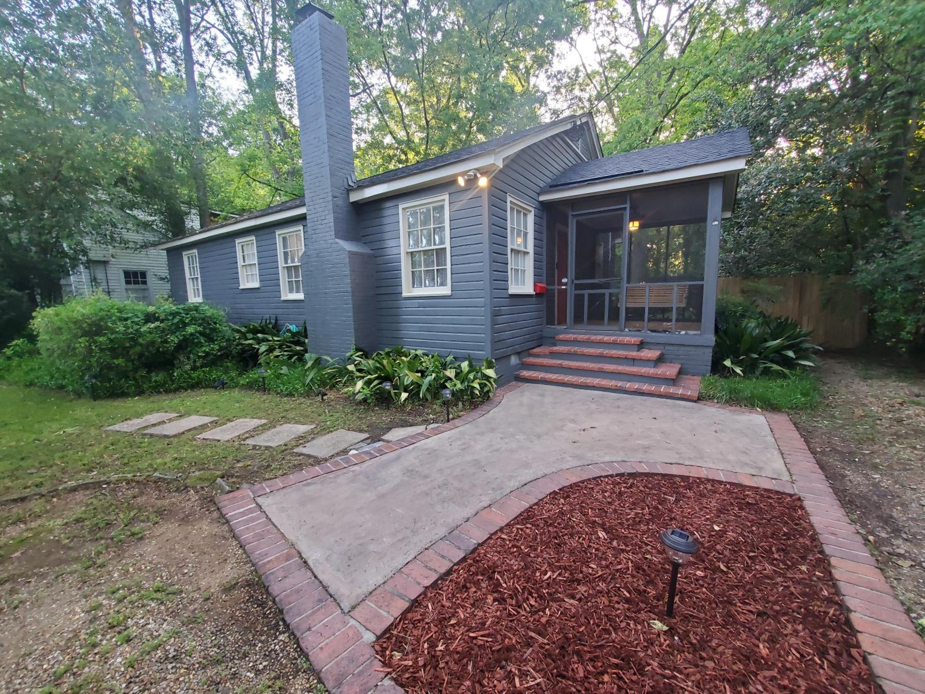 Montgomery Vacations - Cheerful 2 BR Near Colleges, Downtown, Attractions - Property Image 28