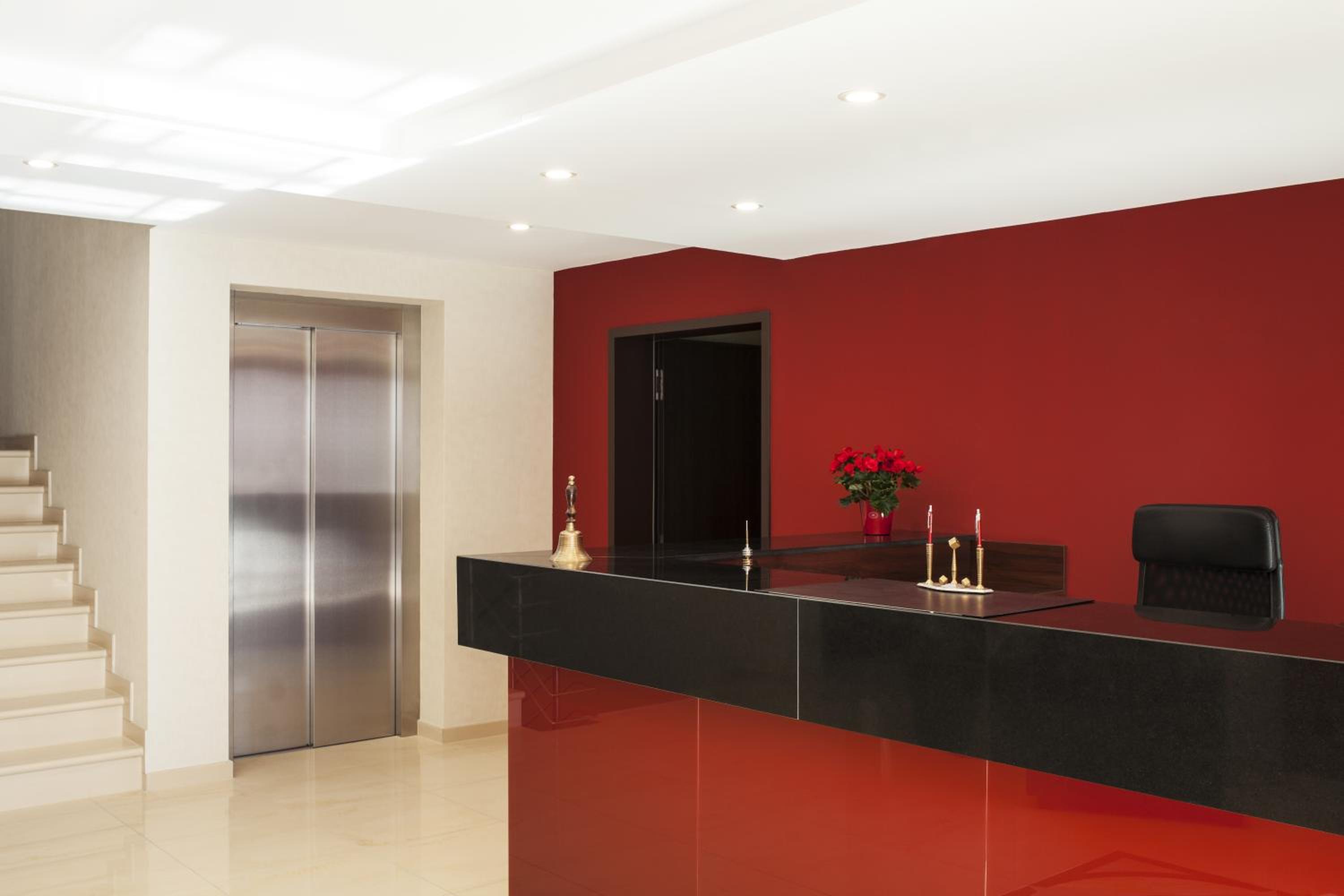 Aparthotel DeLuxe - Property Image 12