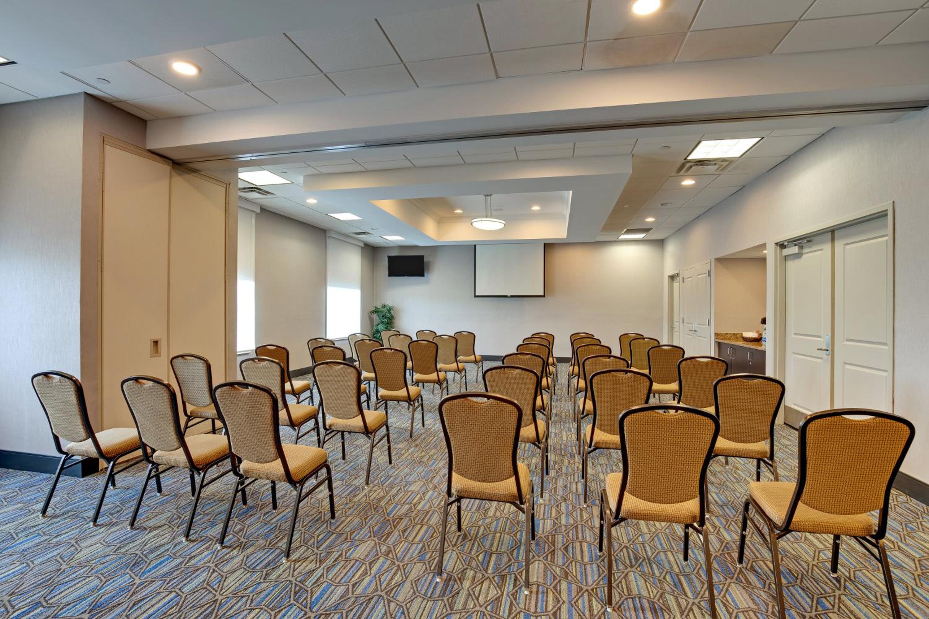 Holiday Inn Express Nashville-Opryland, an IHG Hotel - Property Image 44