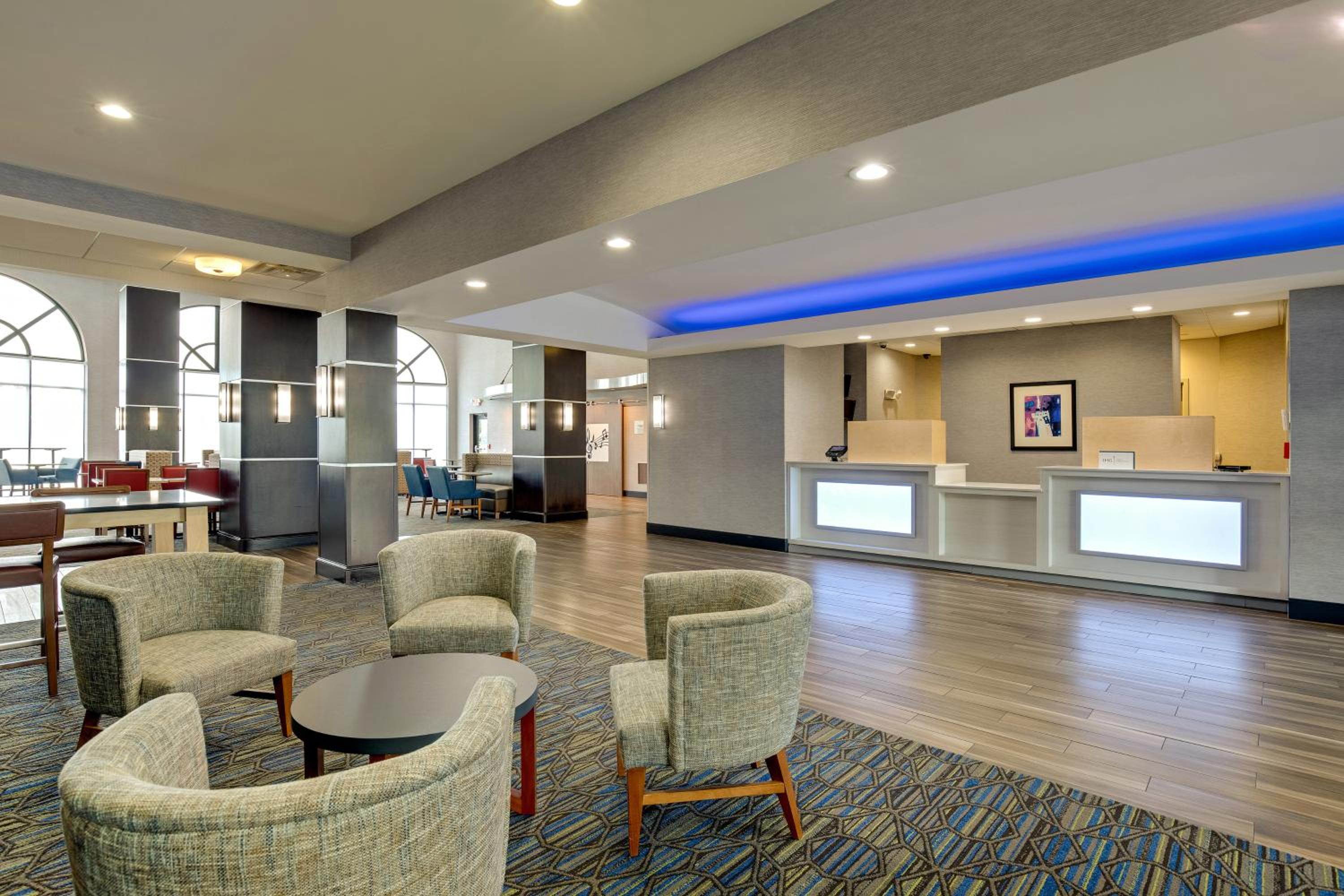 Holiday Inn Express Nashville-Opryland, an IHG Hotel - Property Image 6