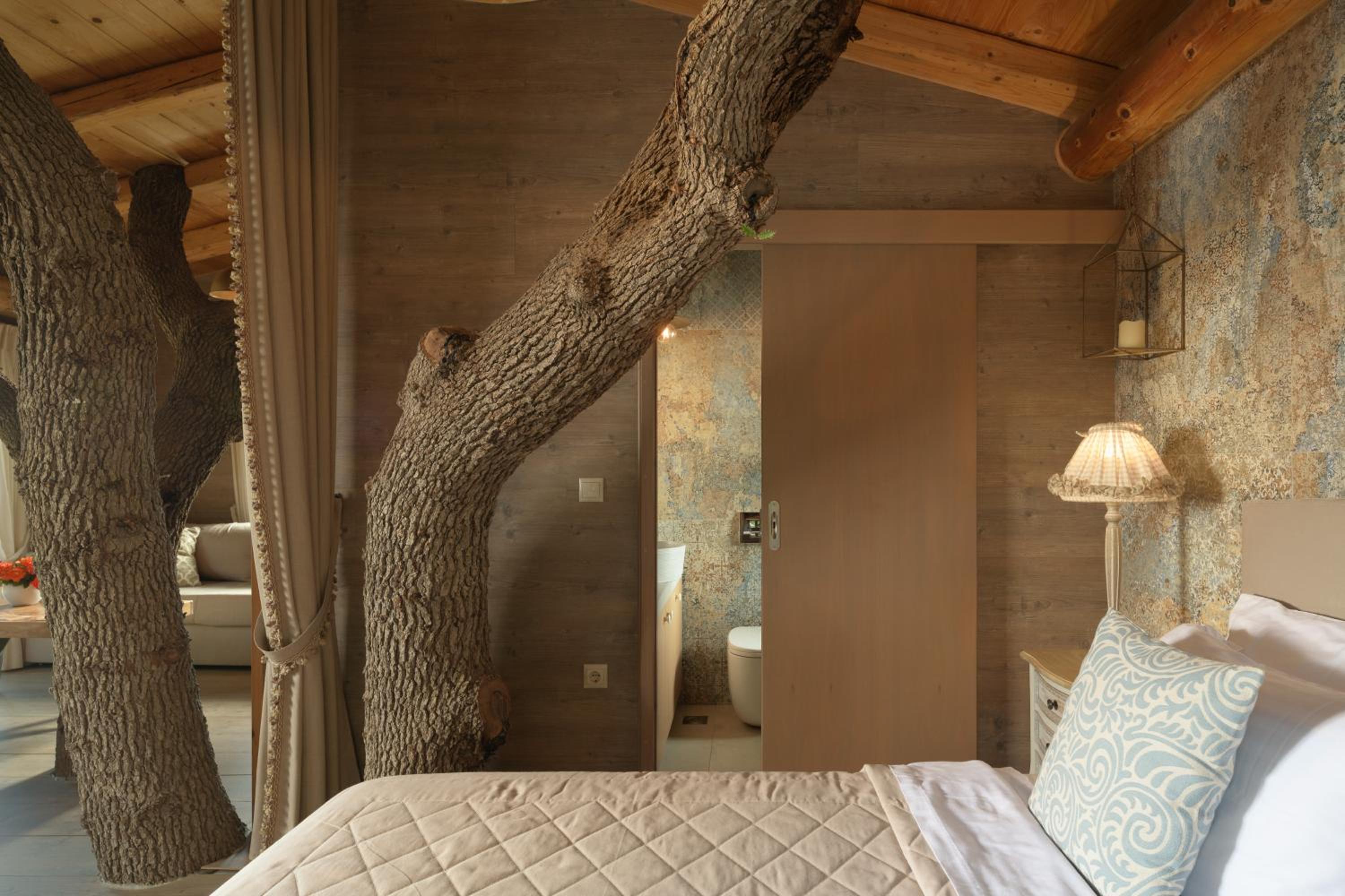 Stolidi Mou Treehouse view 4