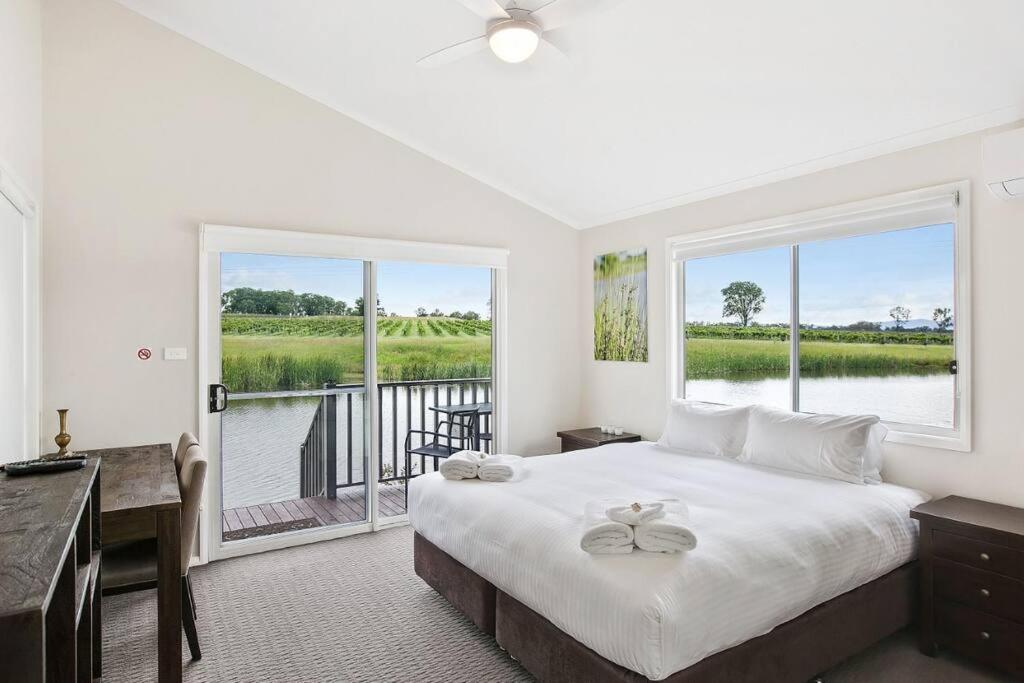 Lovedale Lakehouse Vineyard