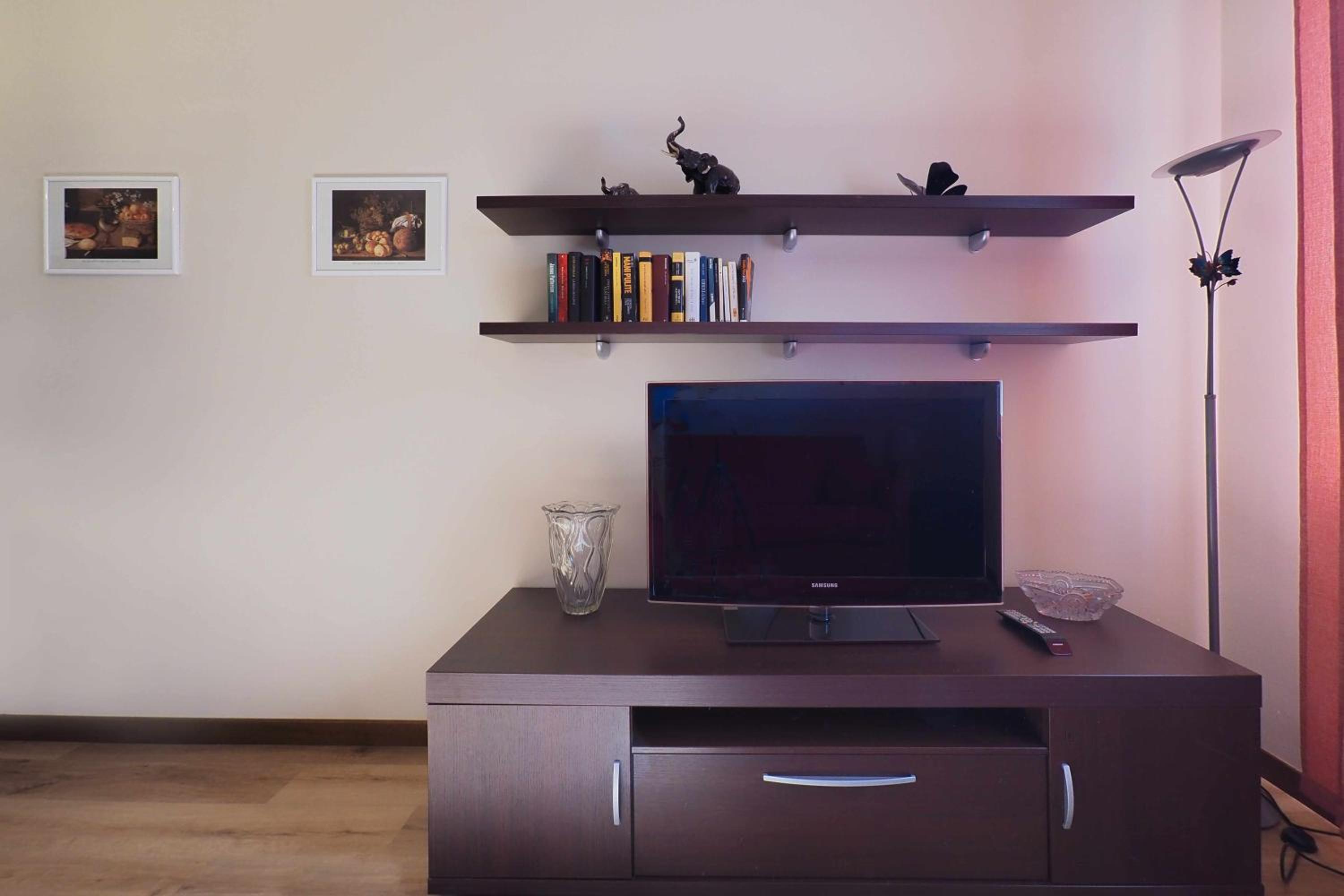 MBA24. Charming Suite close to metro FieraCitylife