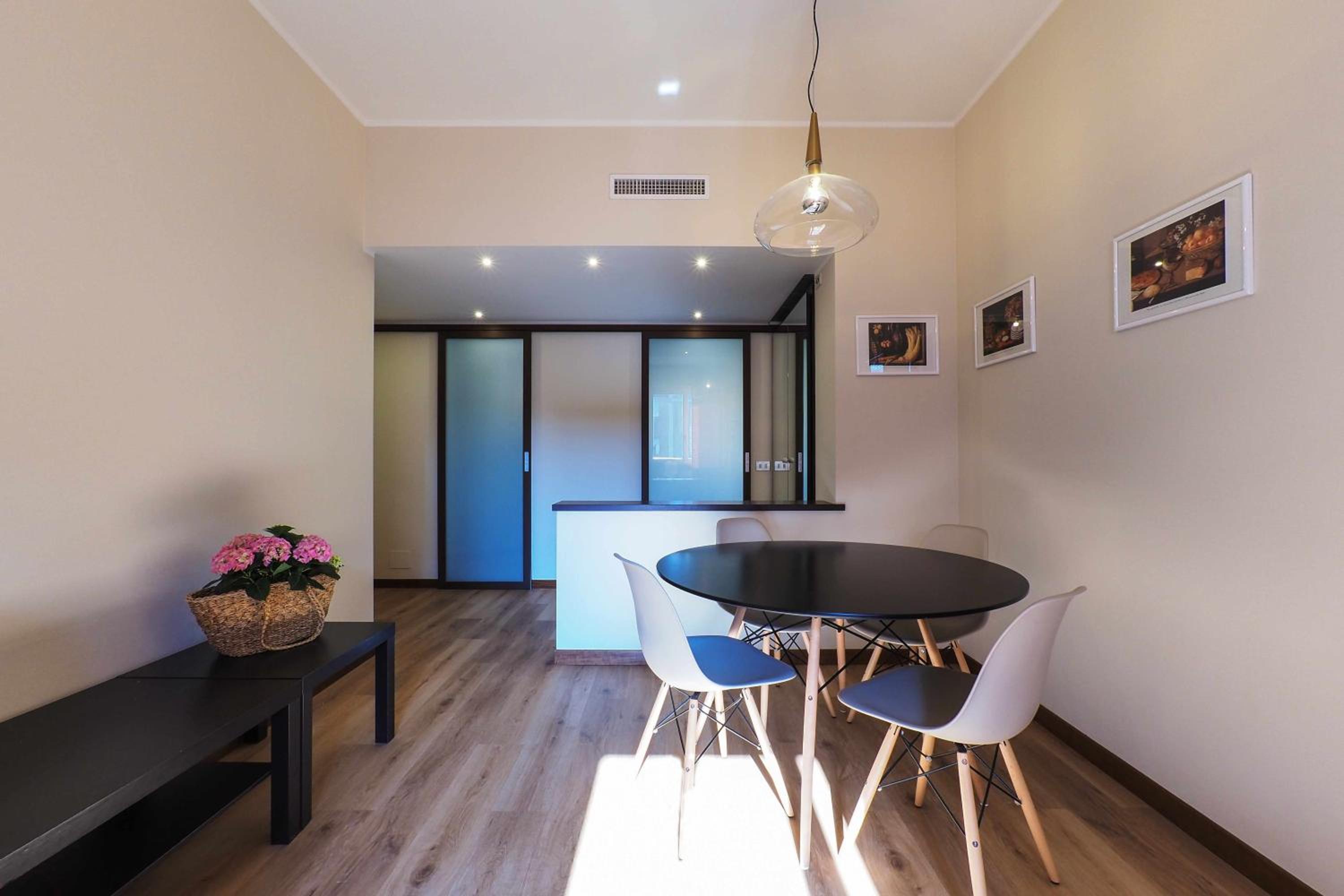 MBA24. Charming Suite close to metro FieraCitylife