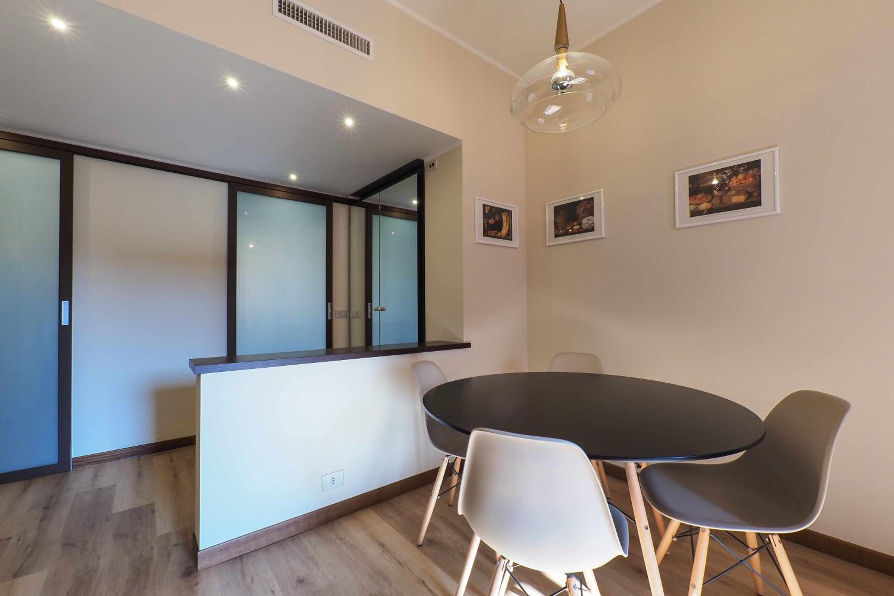 MBA24. Charming Suite close to metro FieraCitylife