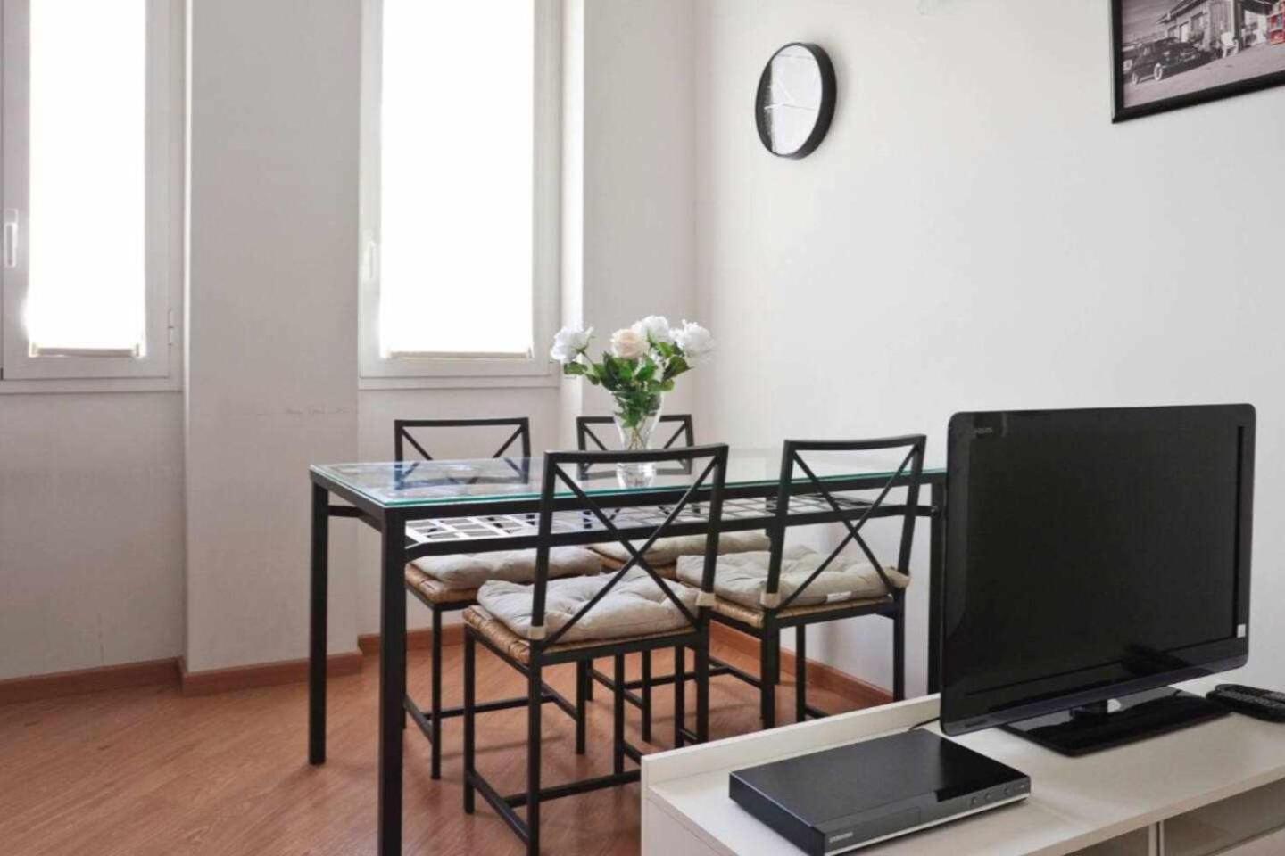 SV18C –Charming modern flat S. Ambrogio