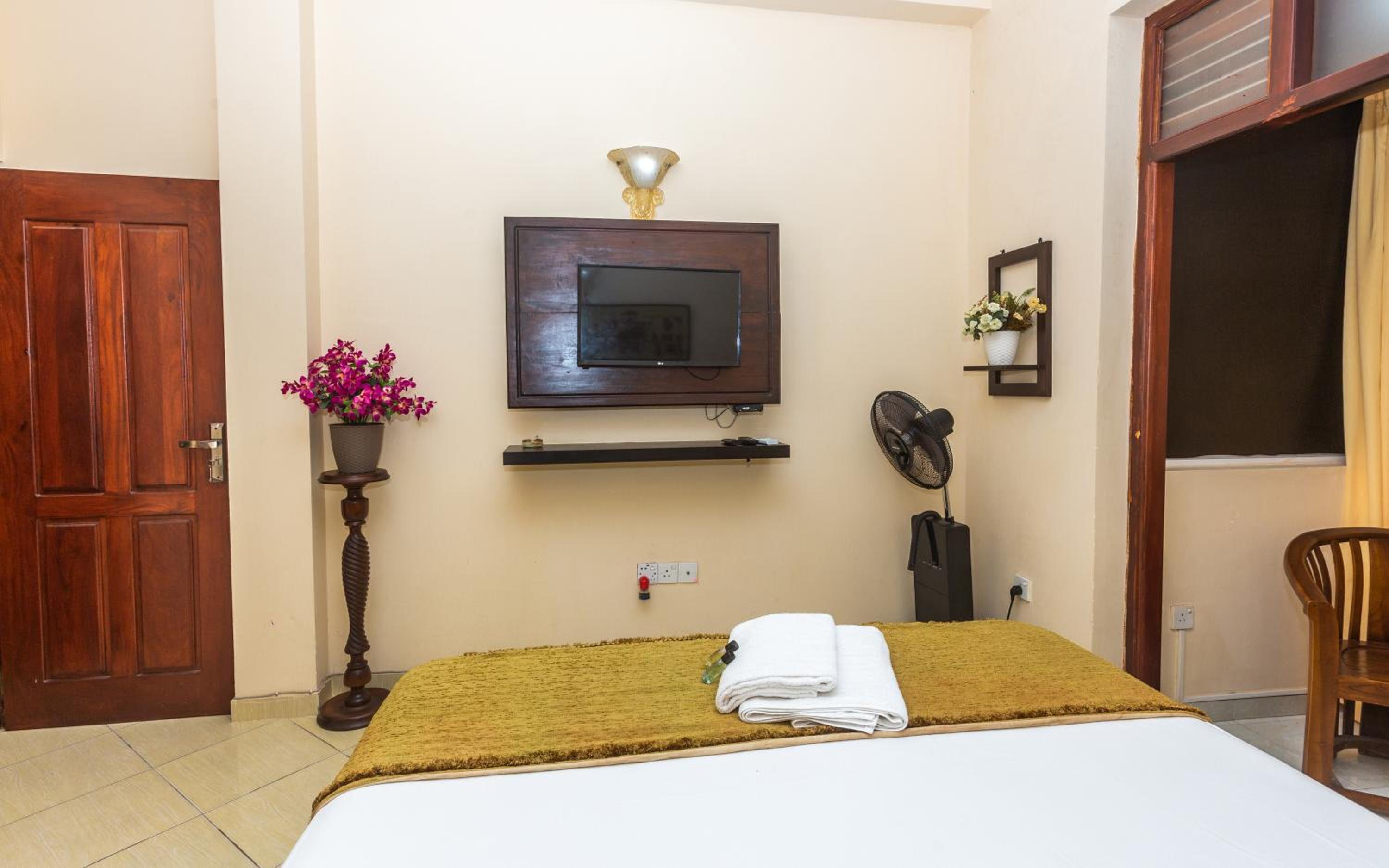 Fort Thari Inn