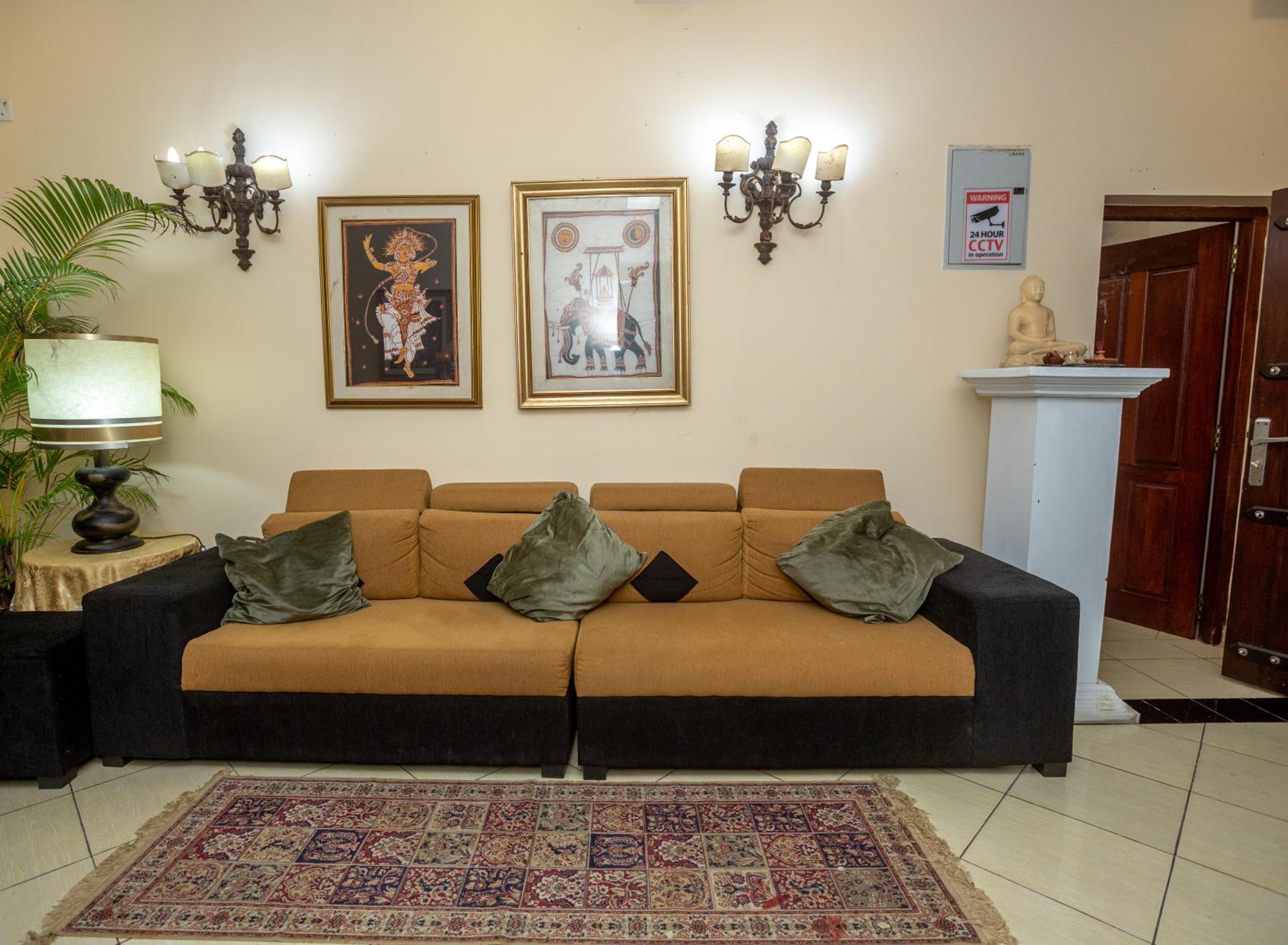 Fort Thari Inn