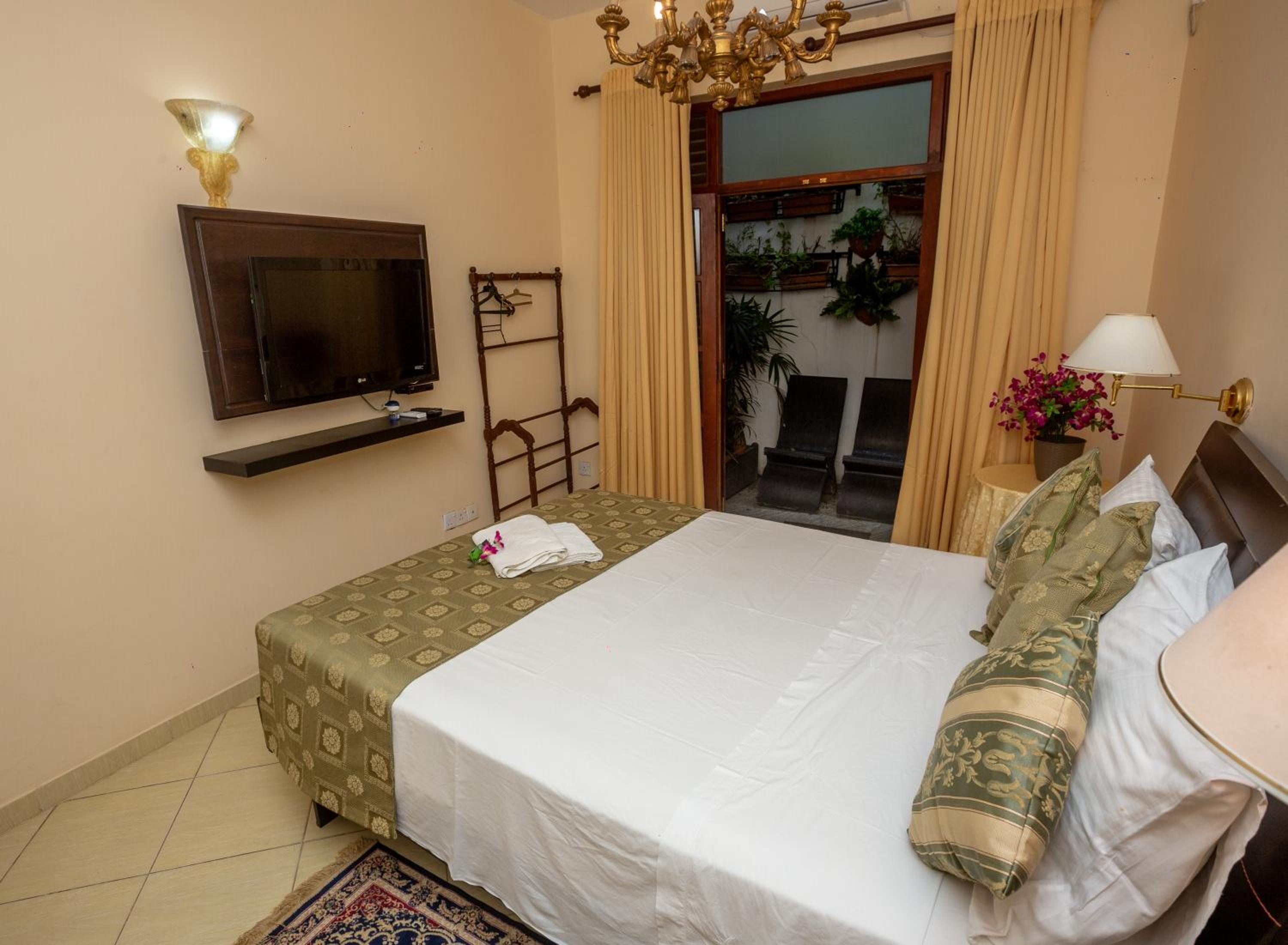 Fort Thari Inn