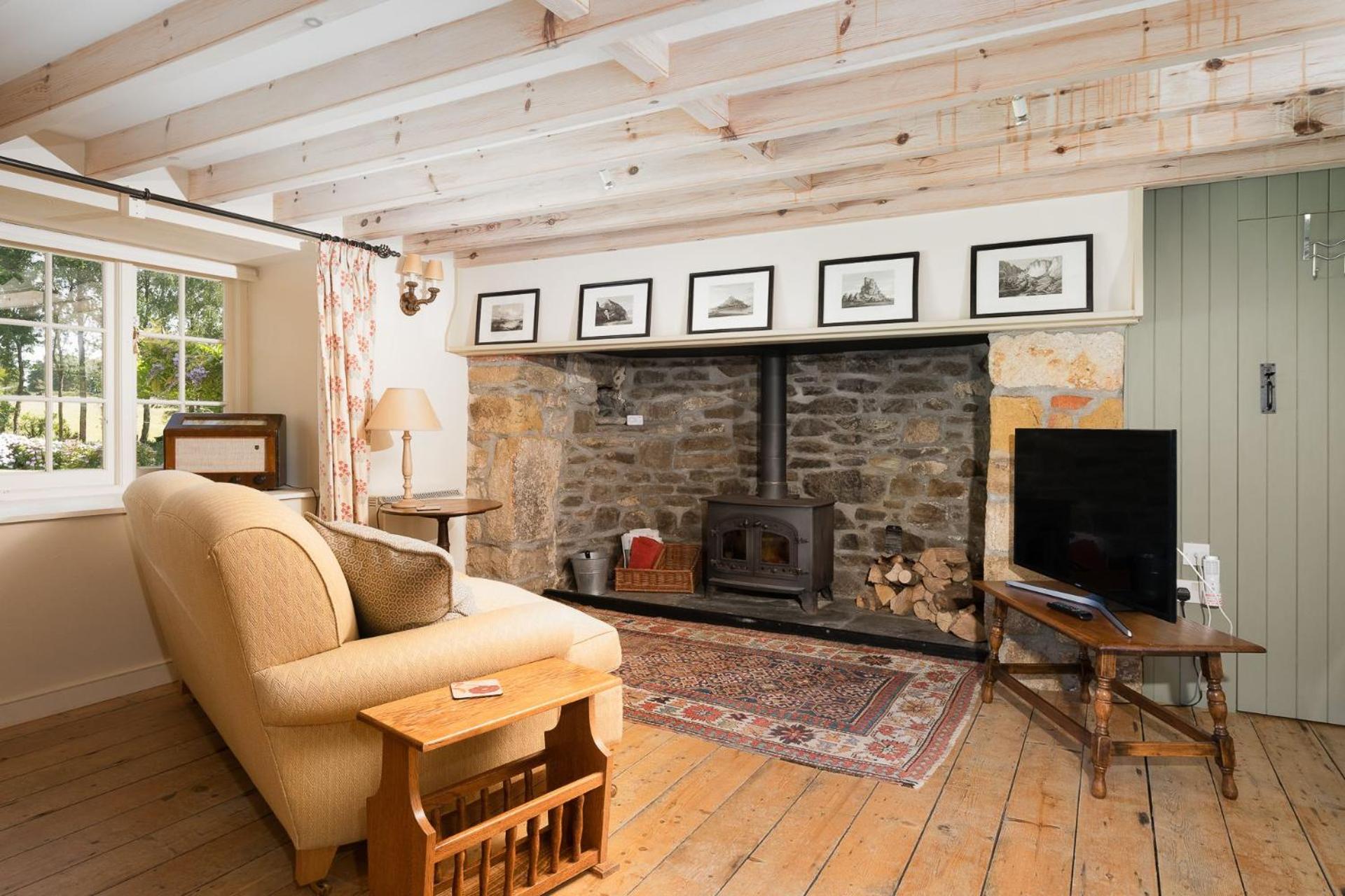 Moon Cottage