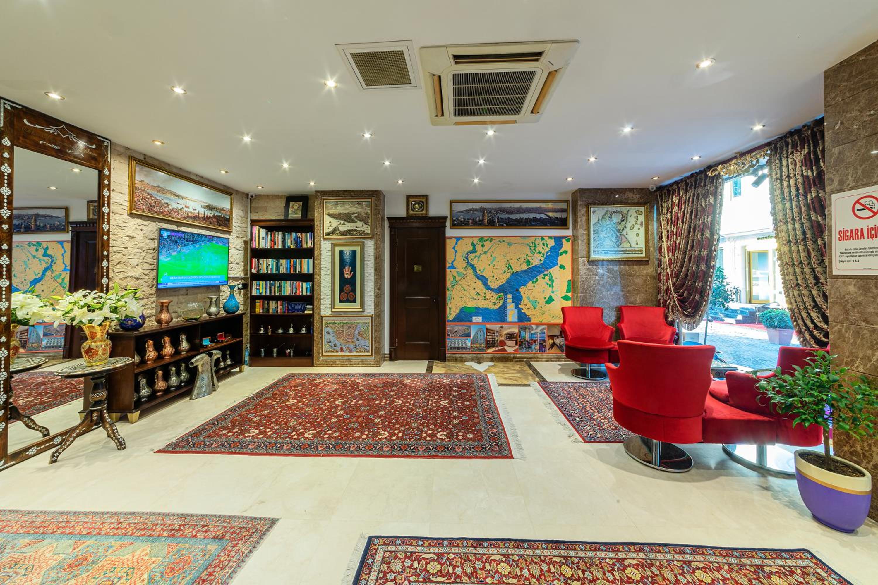 The Magnaura Palace Oteli - Image 11