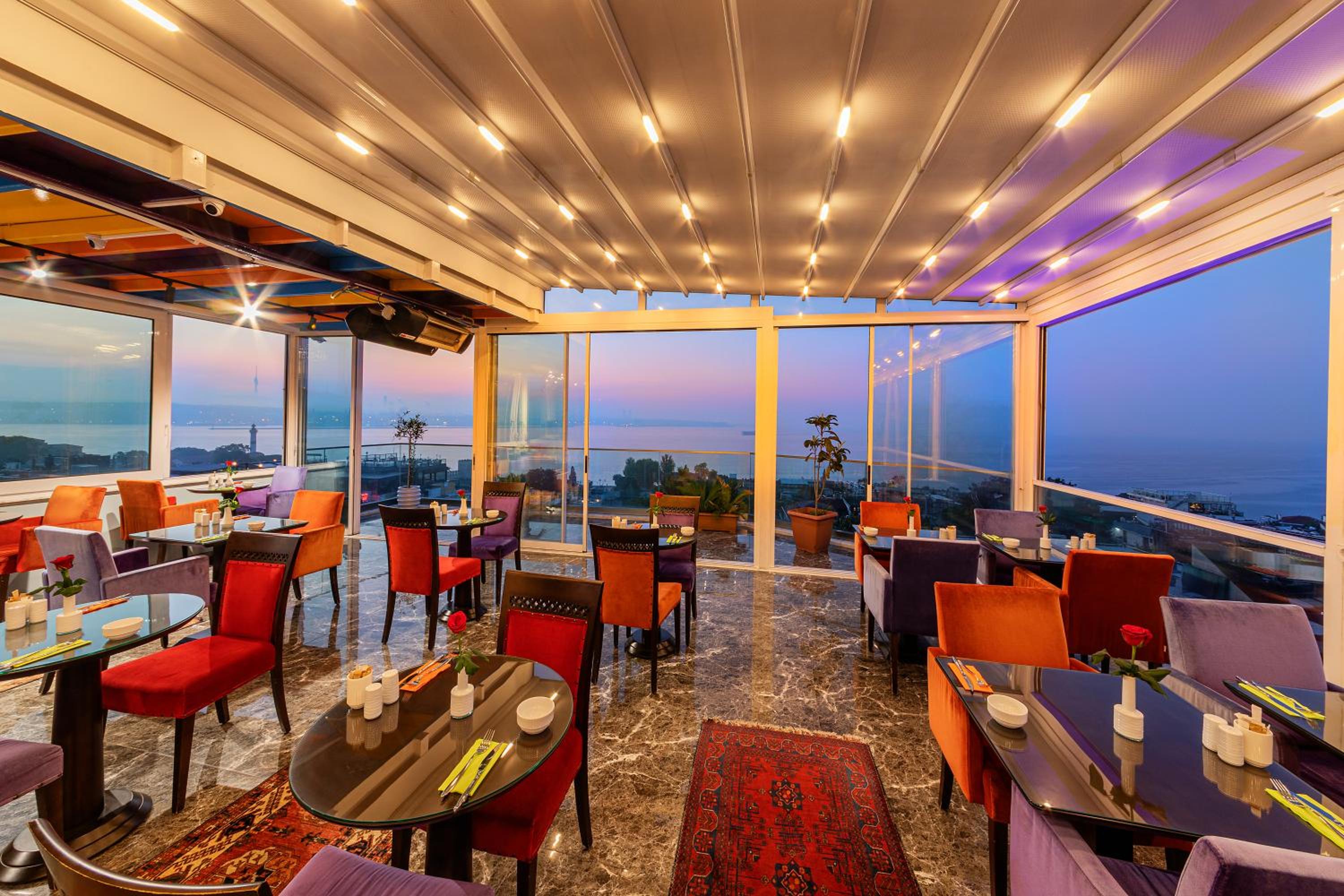 The Magnaura Palace Oteli - Image 48