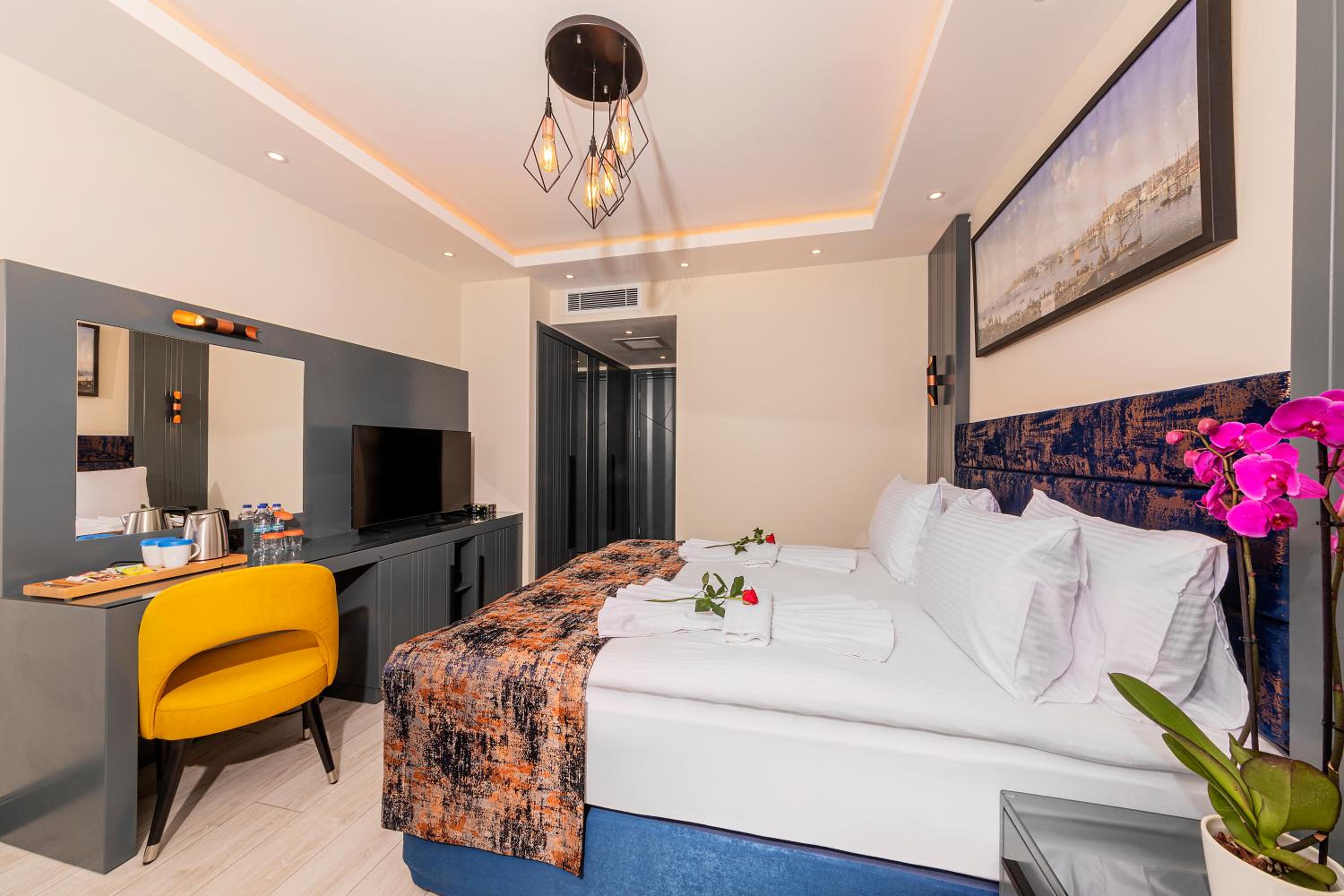 The Magnaura Palace Oteli - Image 68