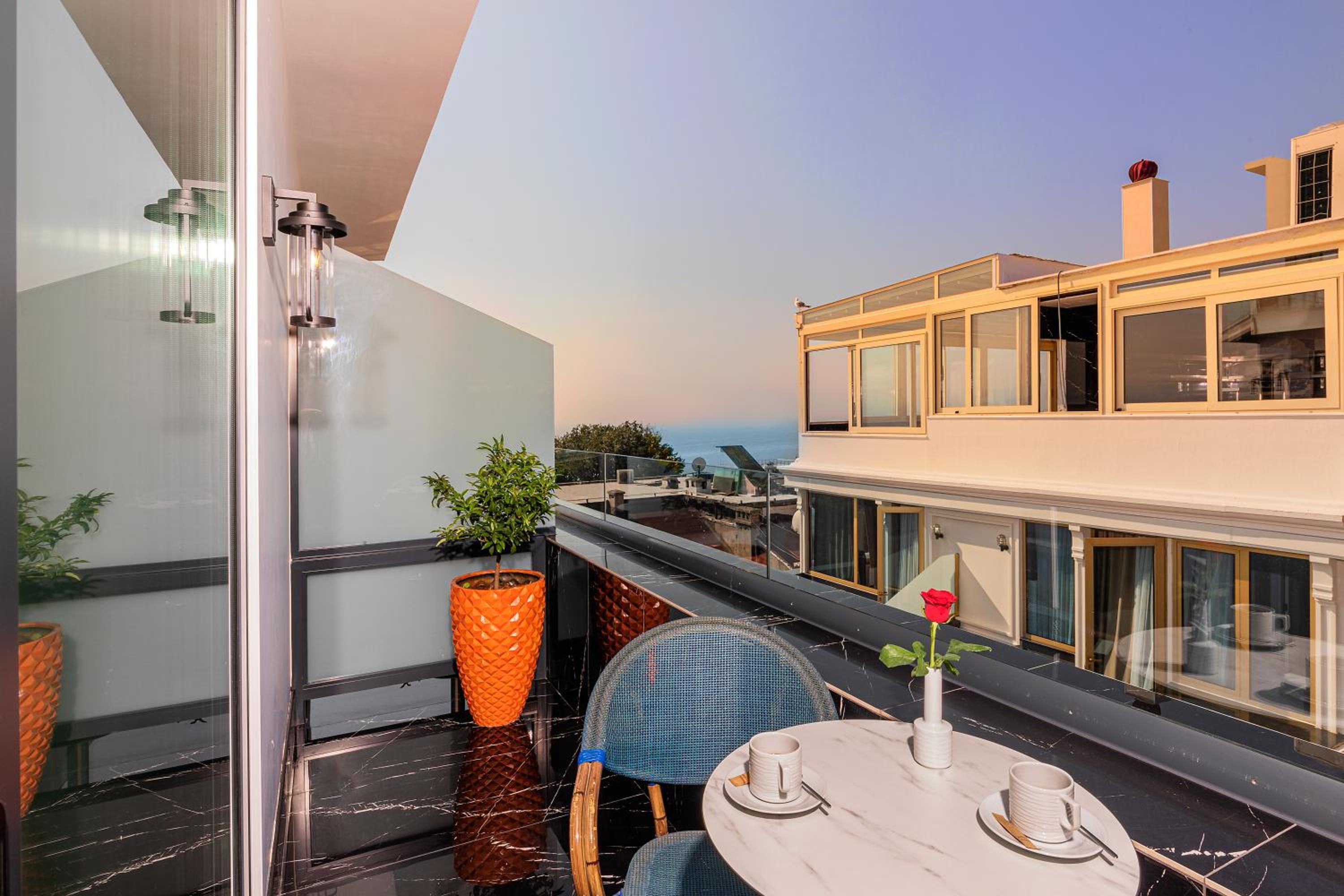 The Magnaura Palace Oteli - Image 73