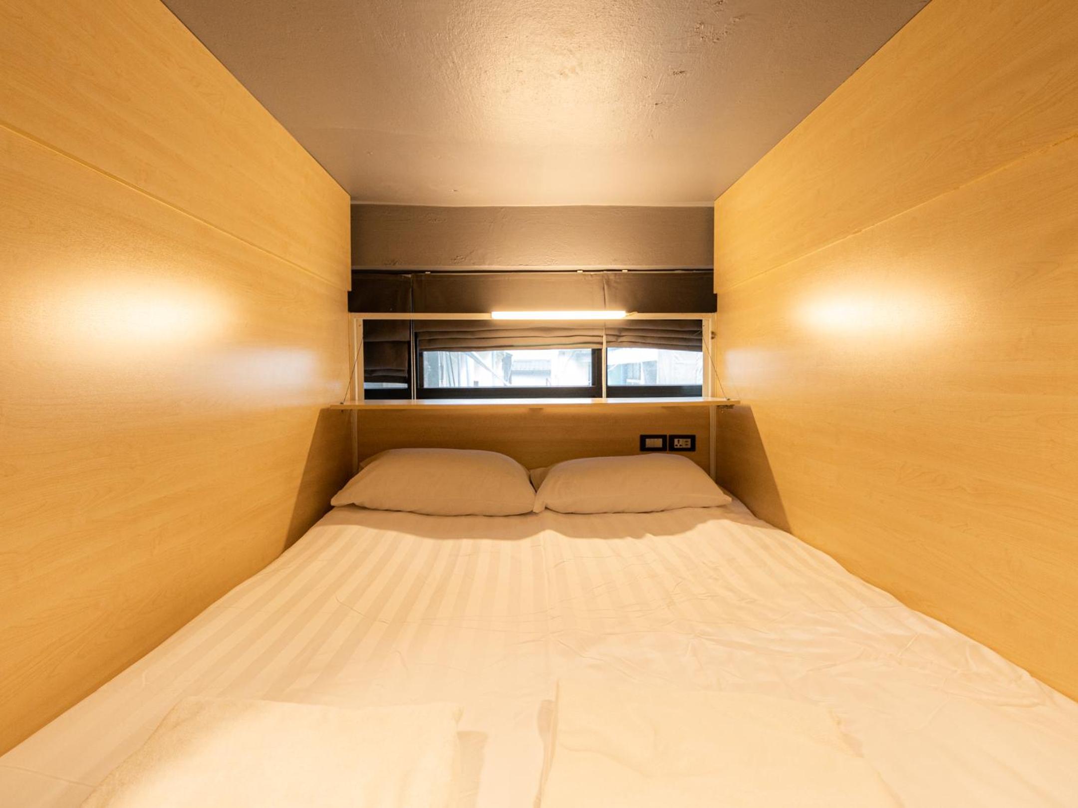 Khao San Social Capsule Hostel