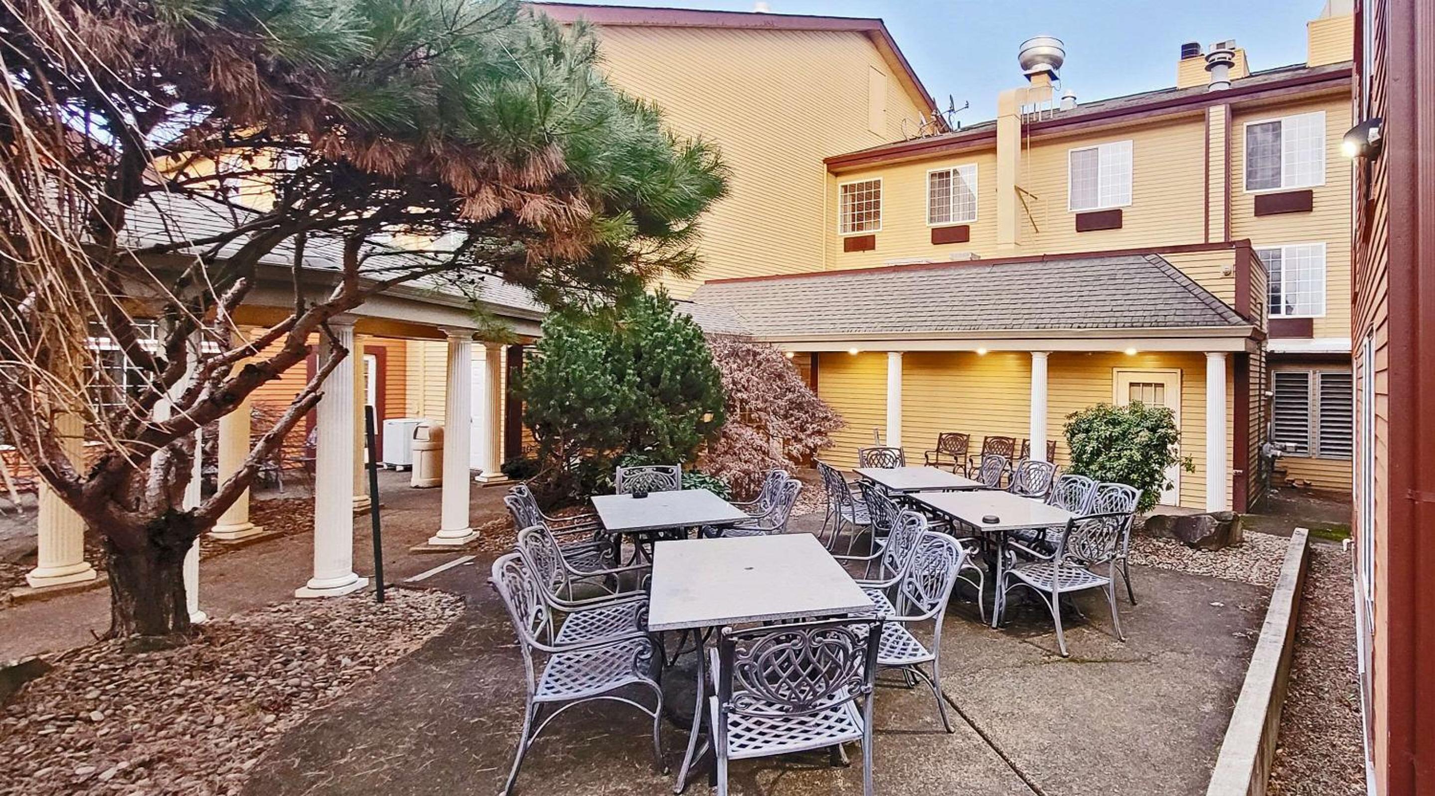 Corvallis Vacations - Comfort Suites - Property Image 26