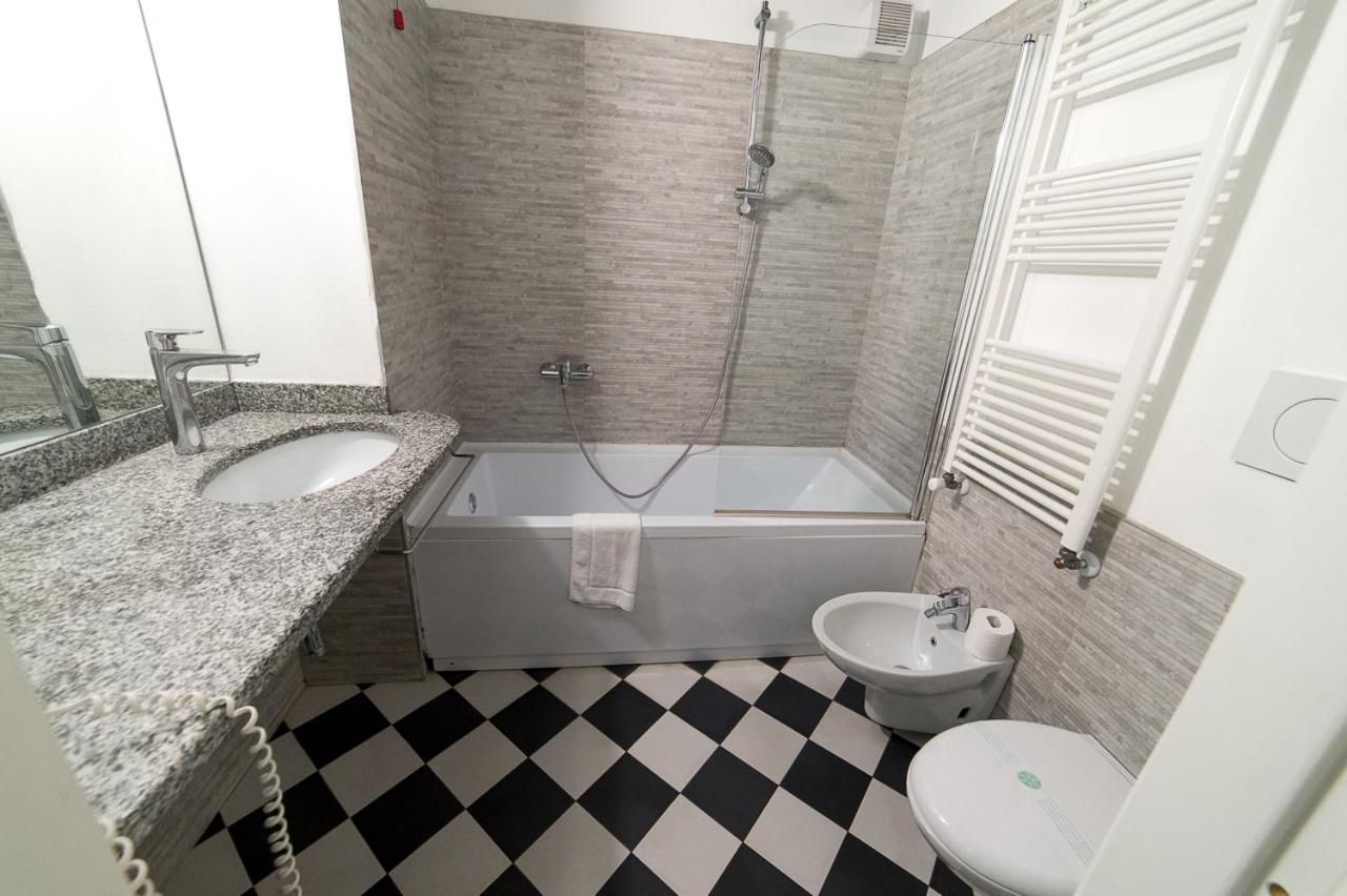 Hbhall Residenze Darsena