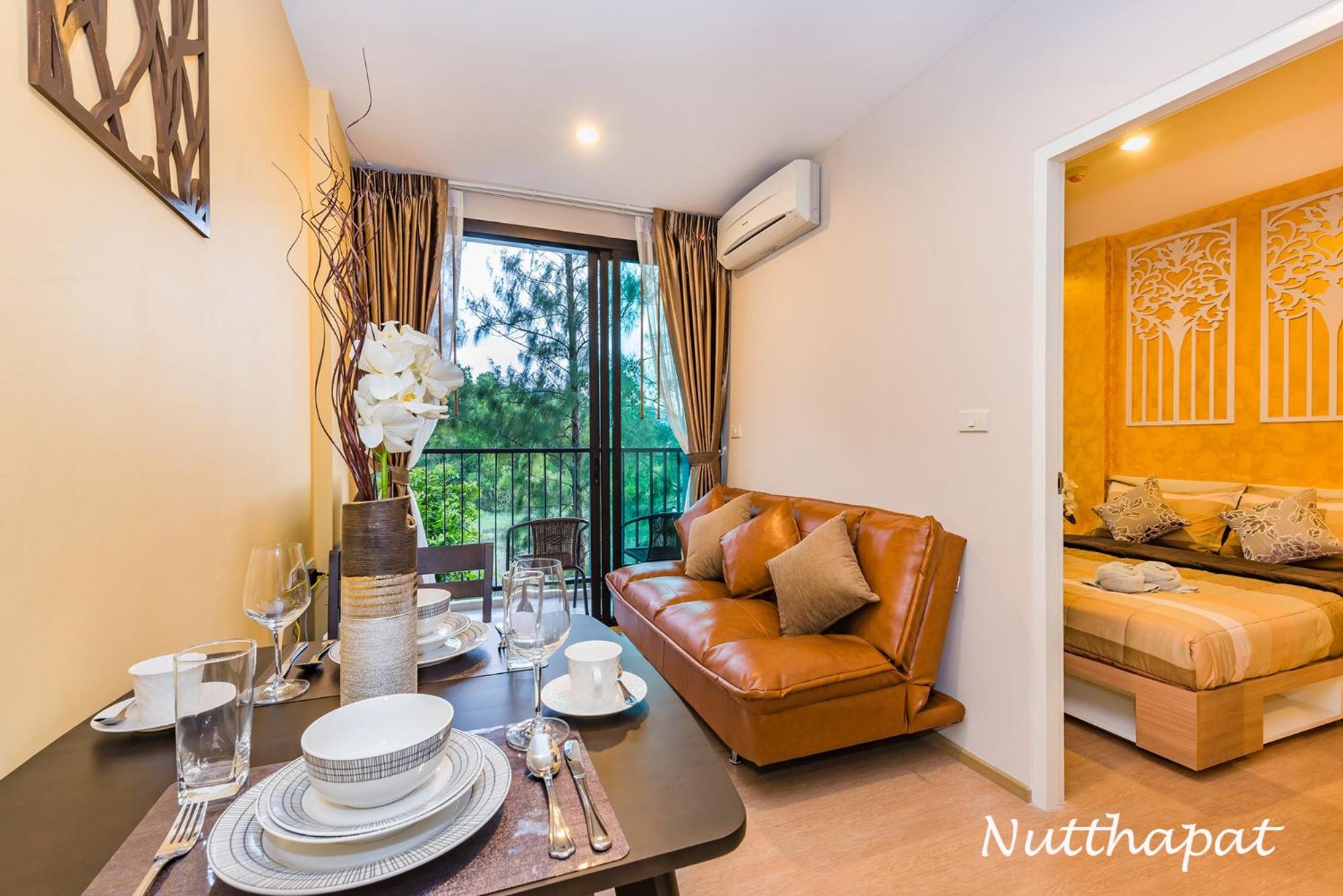 Elegant Room Near Beaches, Shopping, Restaurants