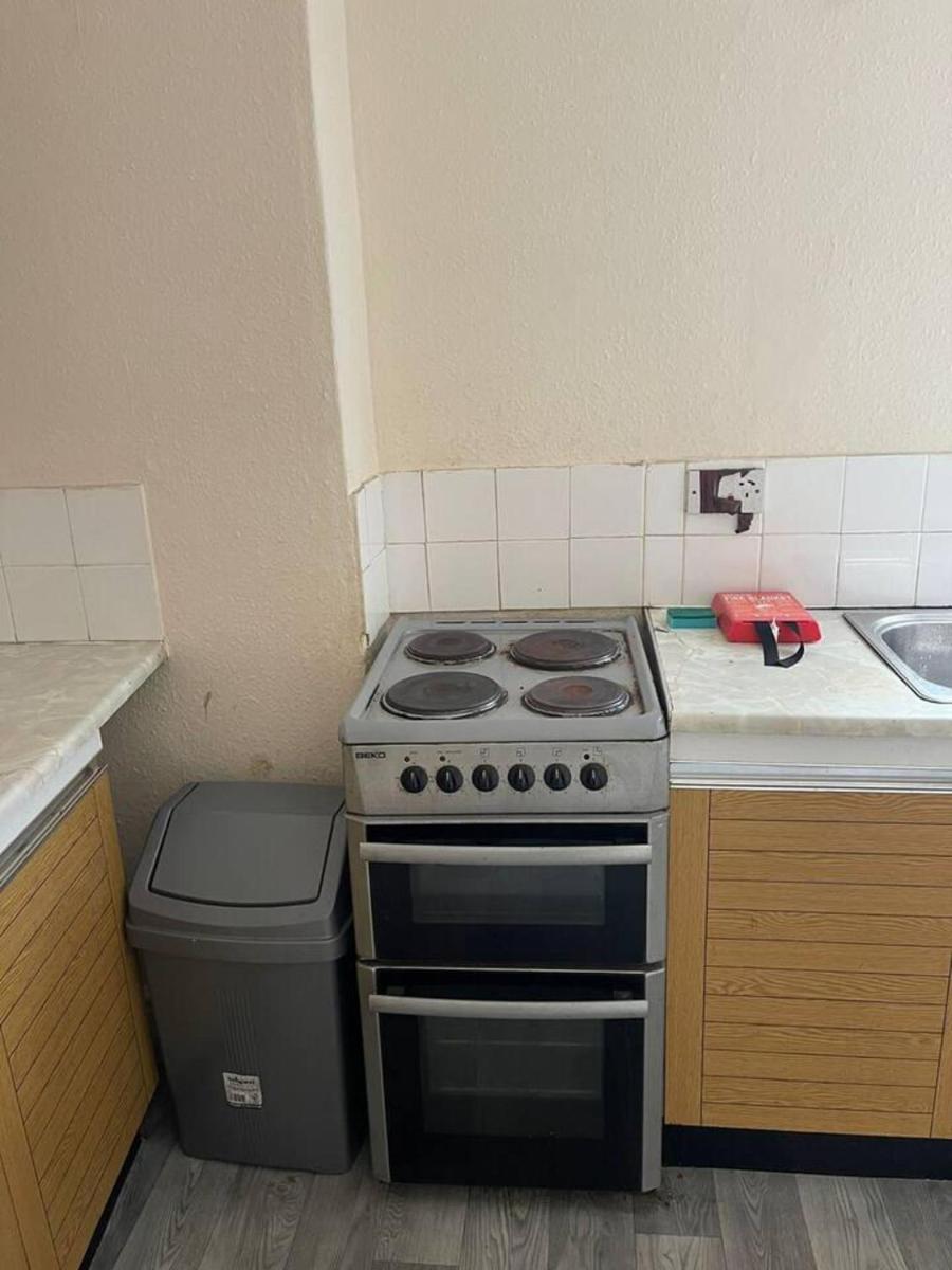 Leicester Vacations - 1 Bedroom Flat - Aylestone Road Leicester - Property Image 6