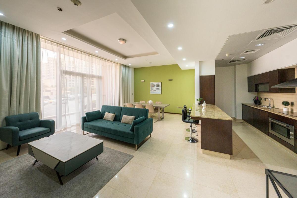 Hotel Modern beachfront 1BR apartment - Tiara Residence - Image 1