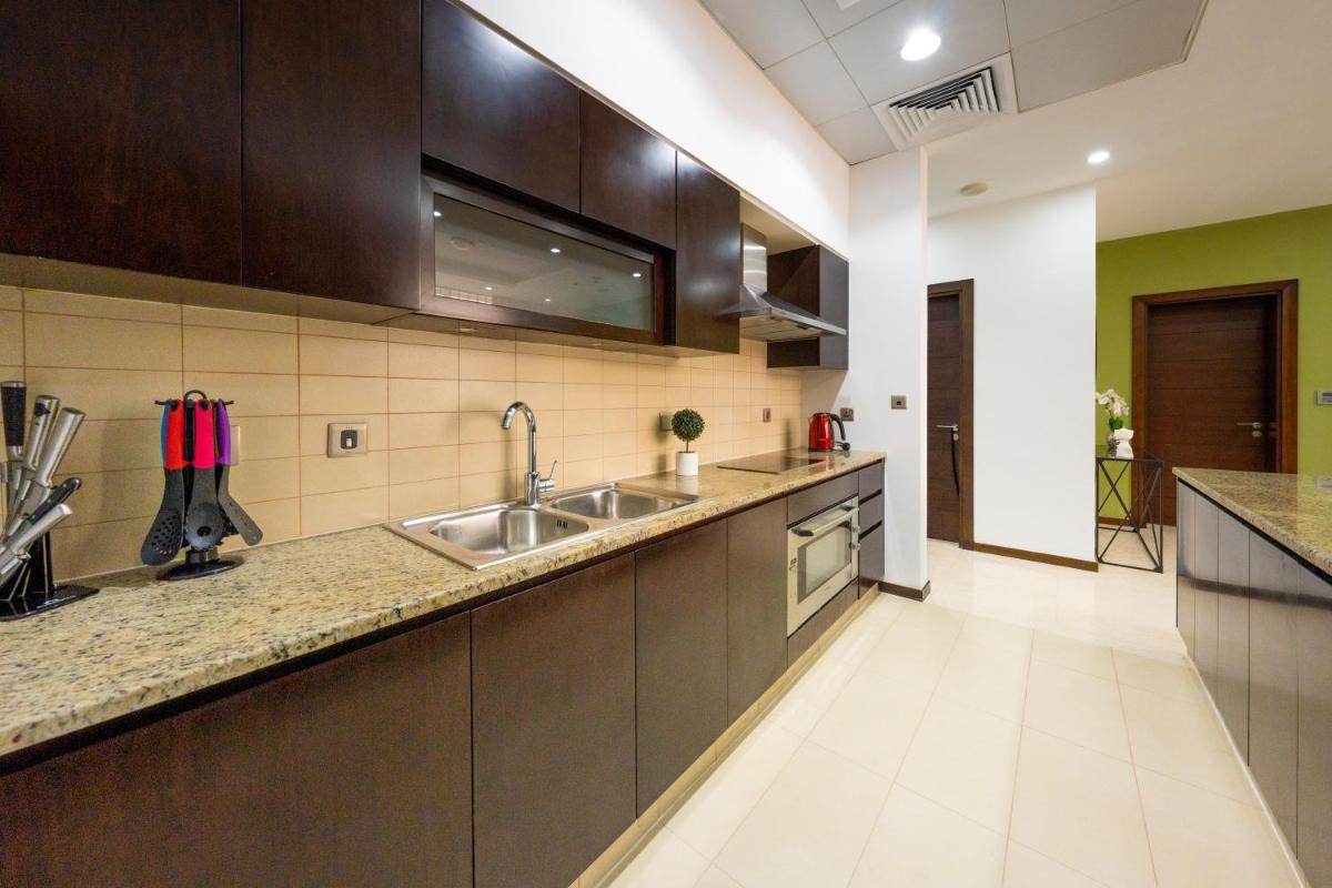Modern beachfront 1BR apartment - Tiara Residence