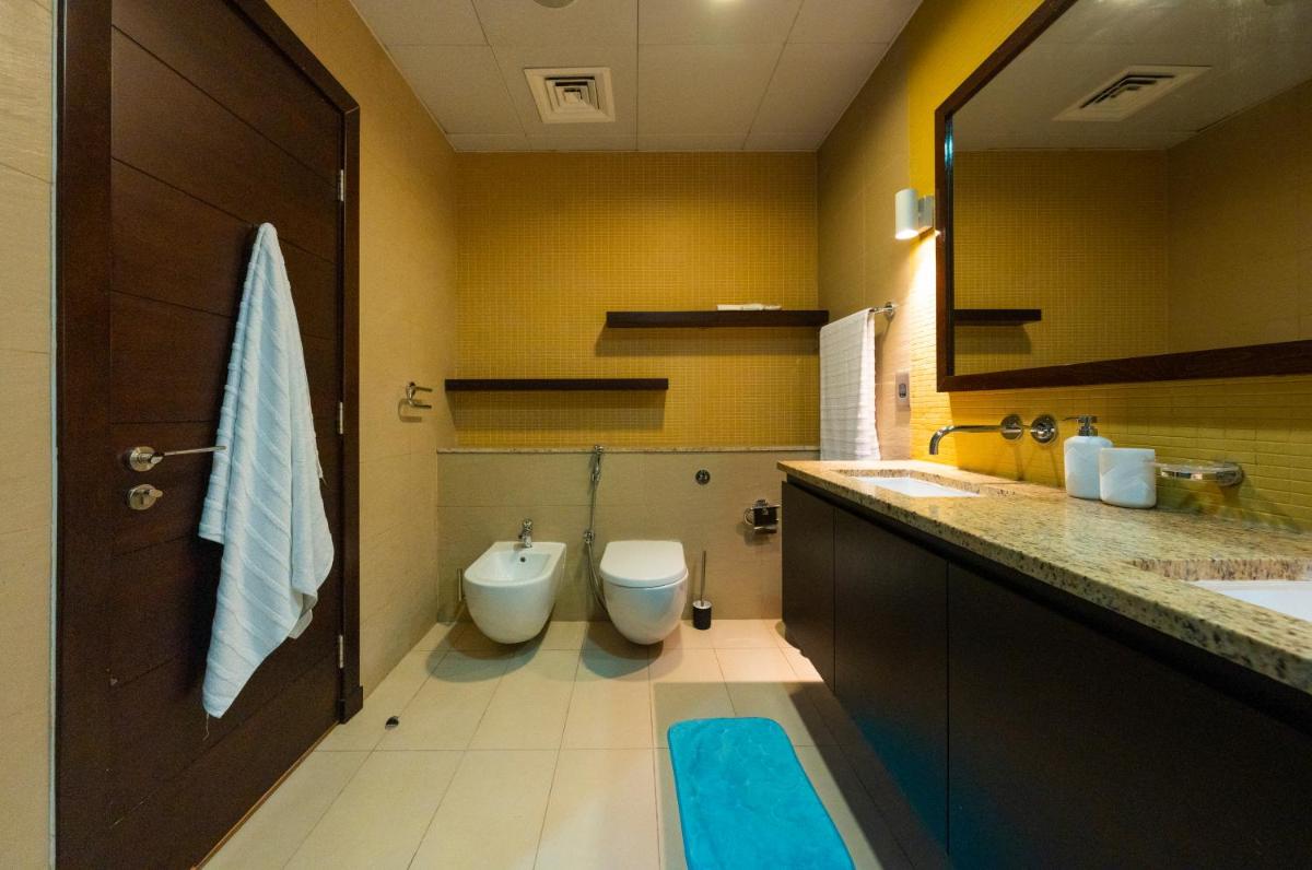 Modern beachfront 1BR apartment - Tiara Residence