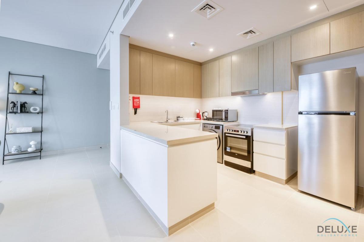 Sophisticated 2BR at 5242 Tower 1 Dubai Marina by Deluxe Holiday Homes