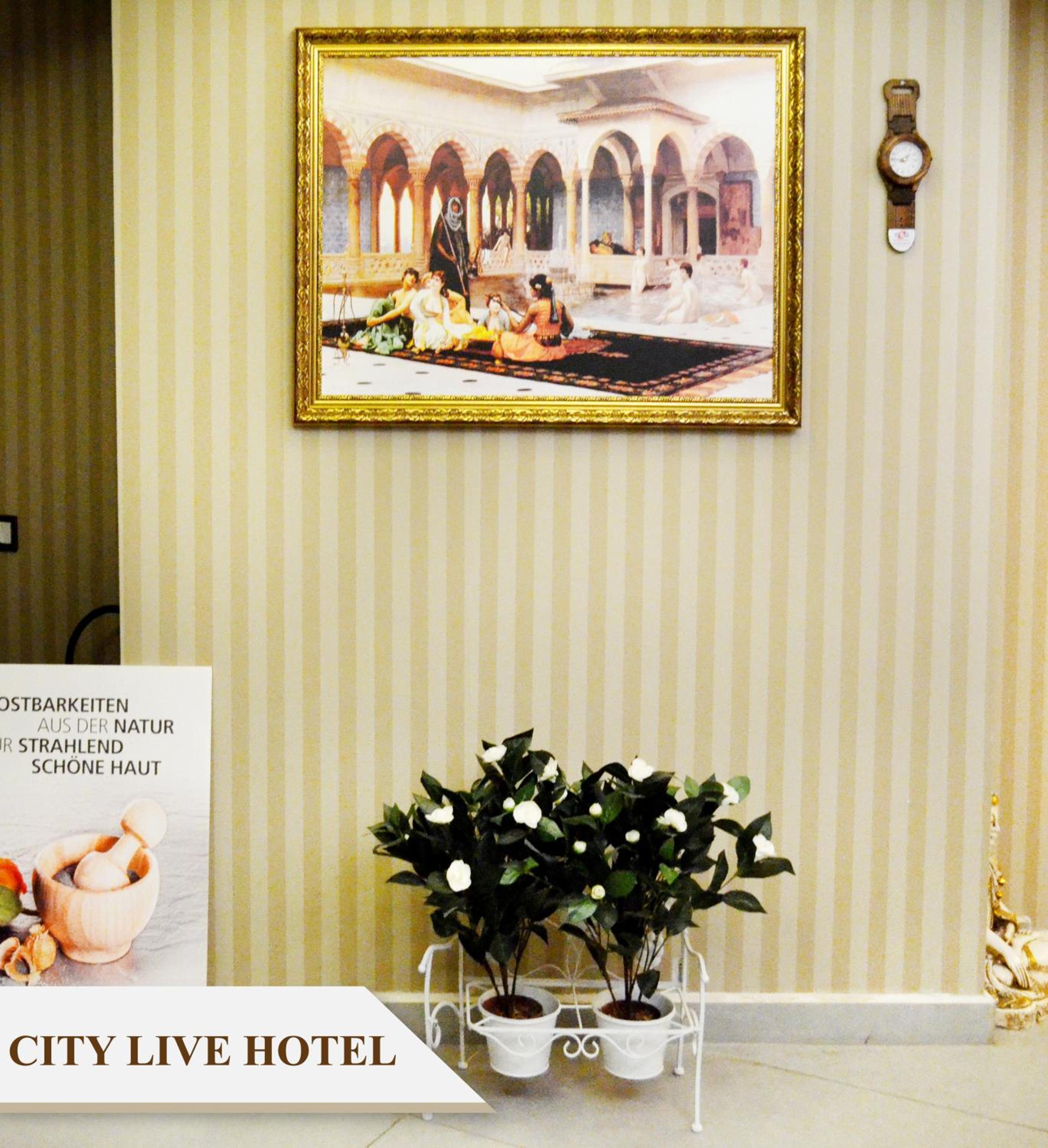 City Live Hotel - Image 12
