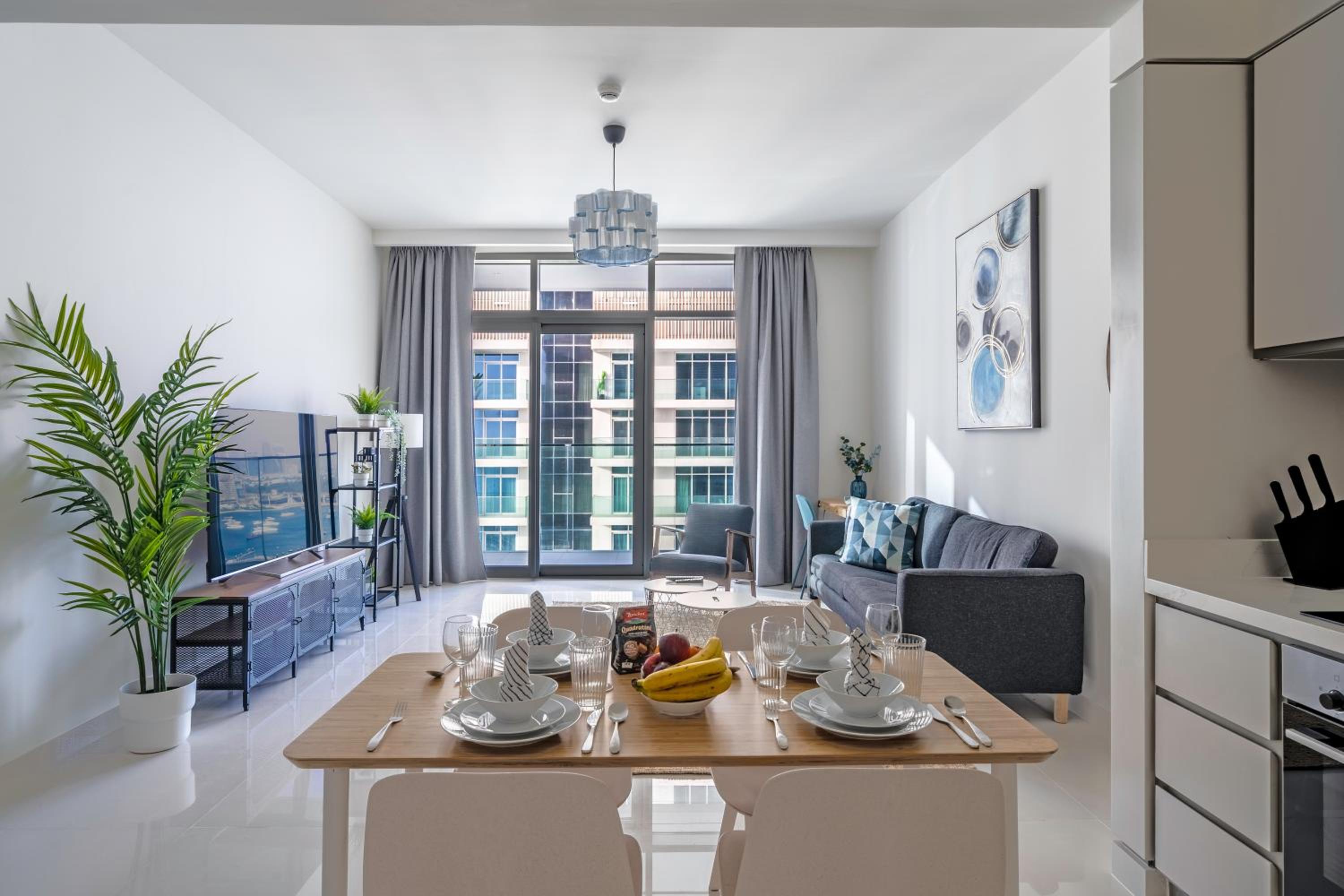 Breathtaking Atlantis view, Spacious 2BR on beach