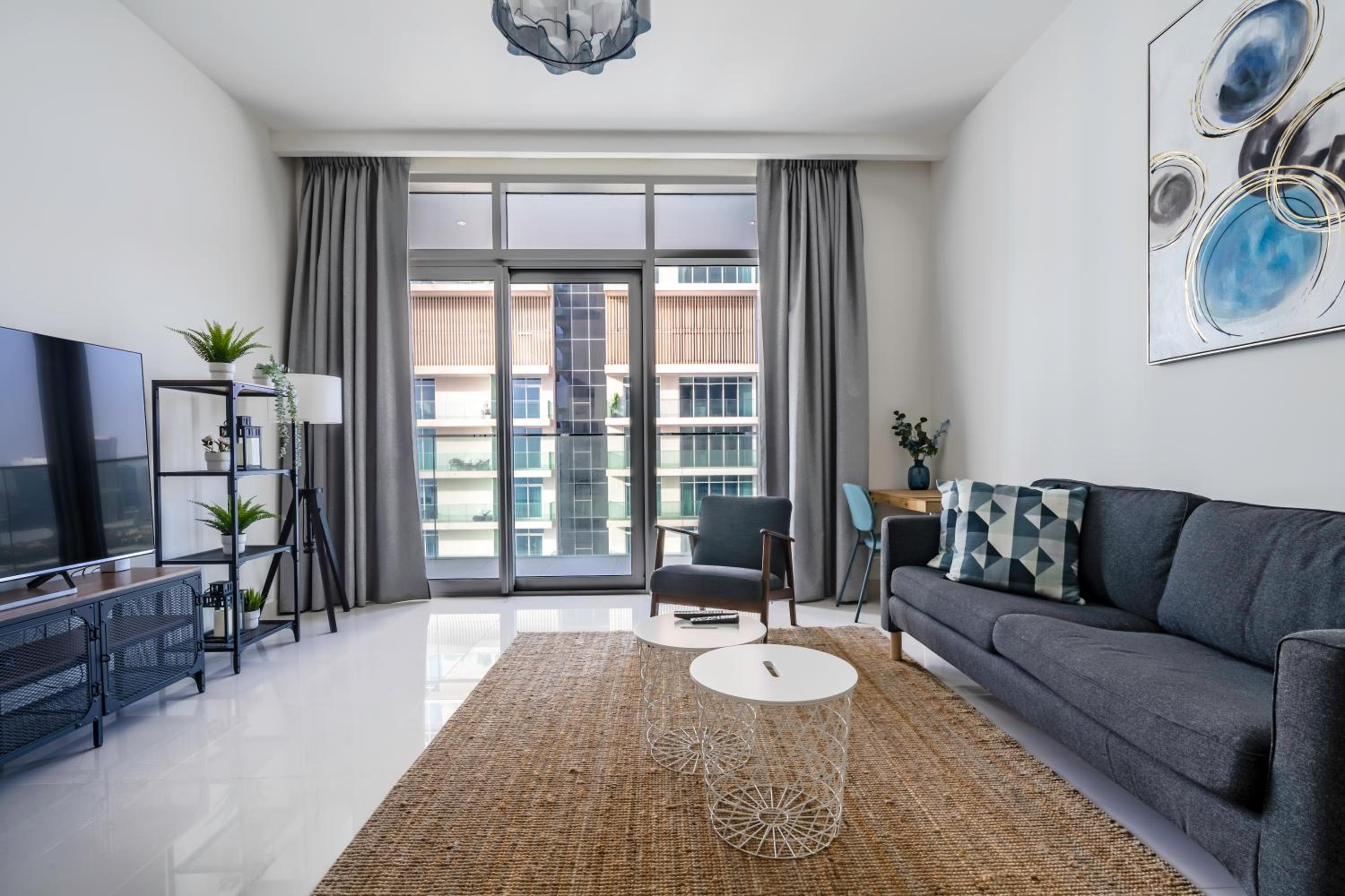 Breathtaking Atlantis view, Spacious 2BR on beach