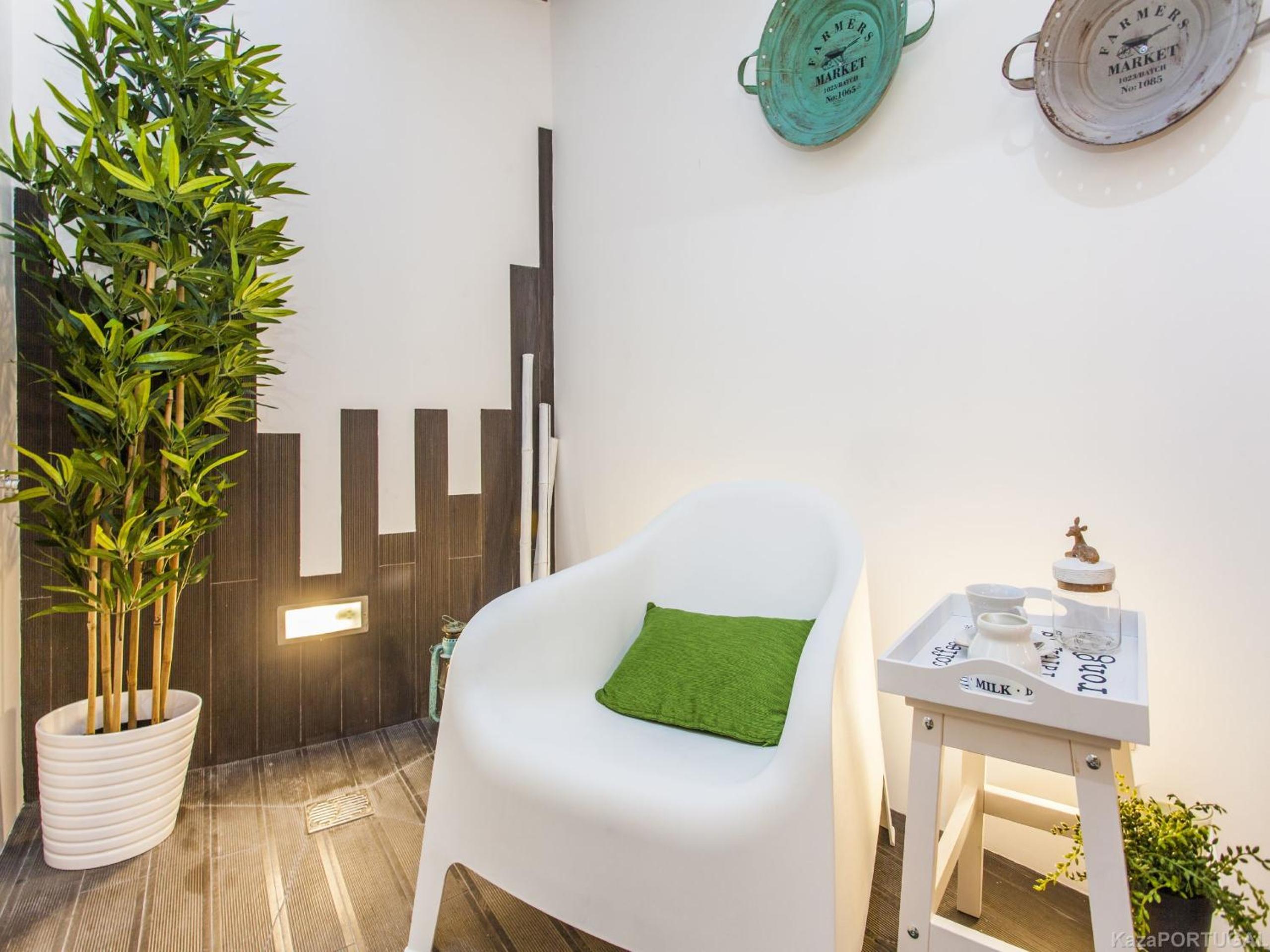 Carmo Chiado Deluxe Apartment view 5