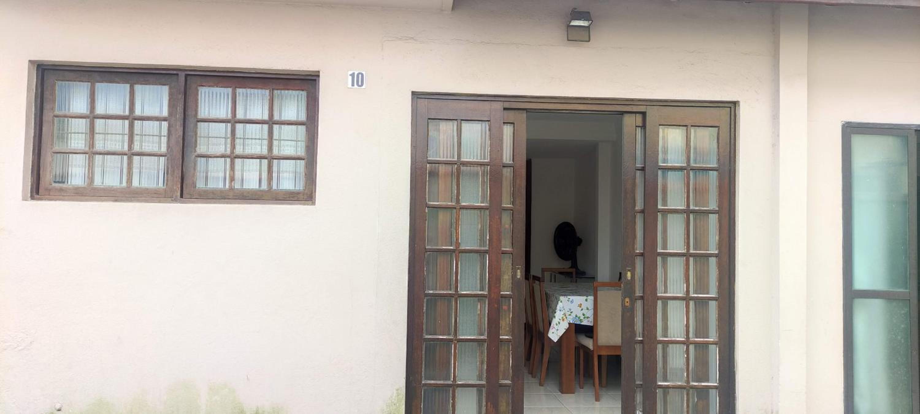 Casa com Wi-Fi Qualidade- Ar Condicionado - Completa - Praia da Enseada
