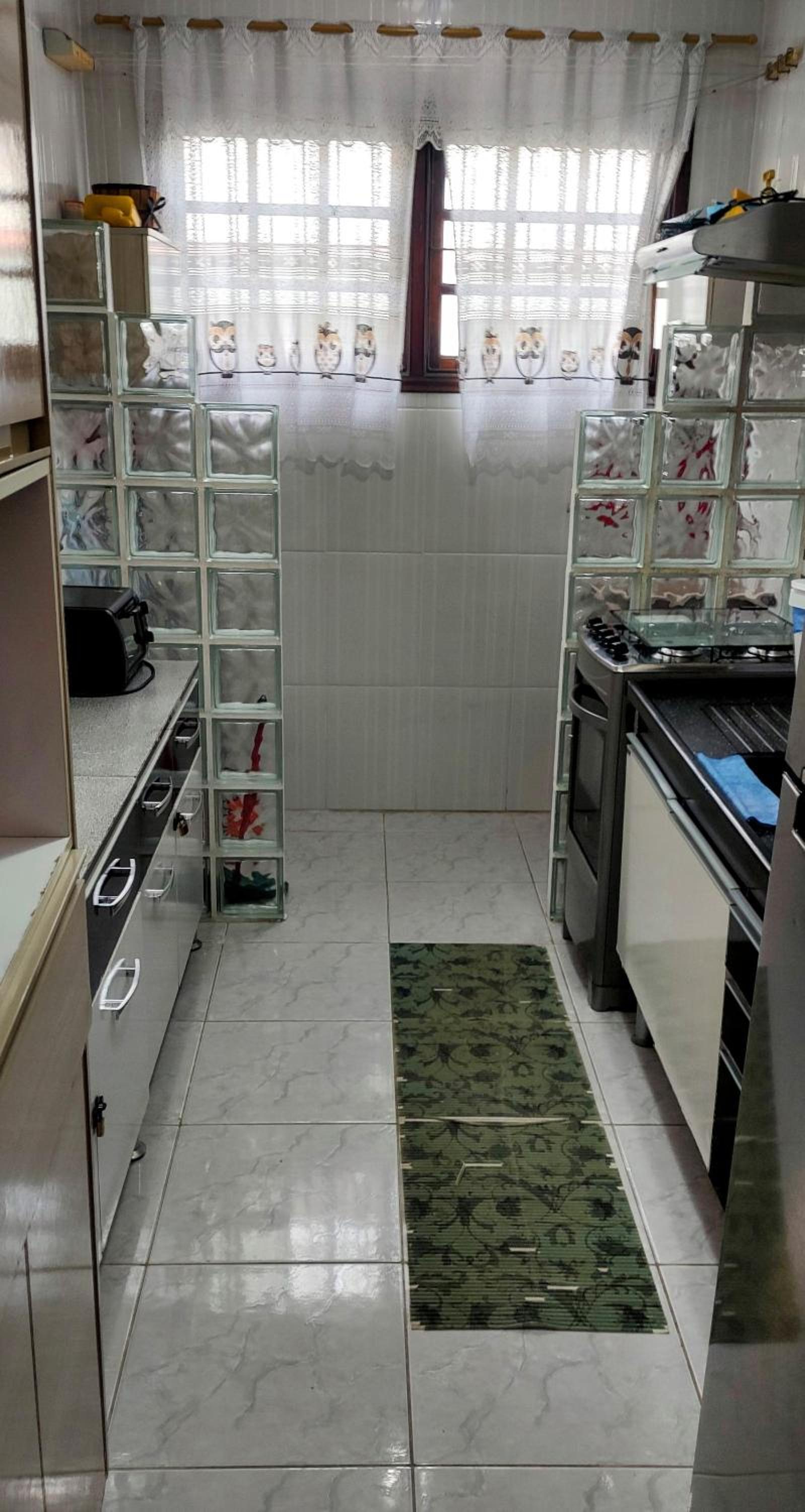 Casa com Wi-Fi Qualidade- Ar Condicionado - Completa - Praia da Enseada