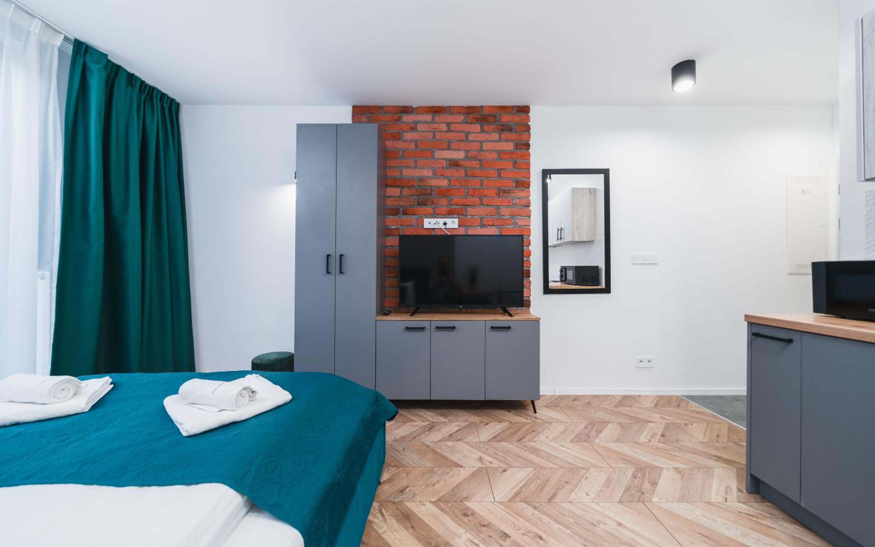 Ice Apartments