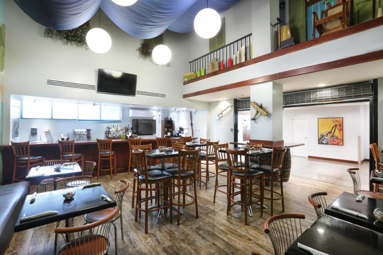 San Juan Airport Hotel - Property Image 4