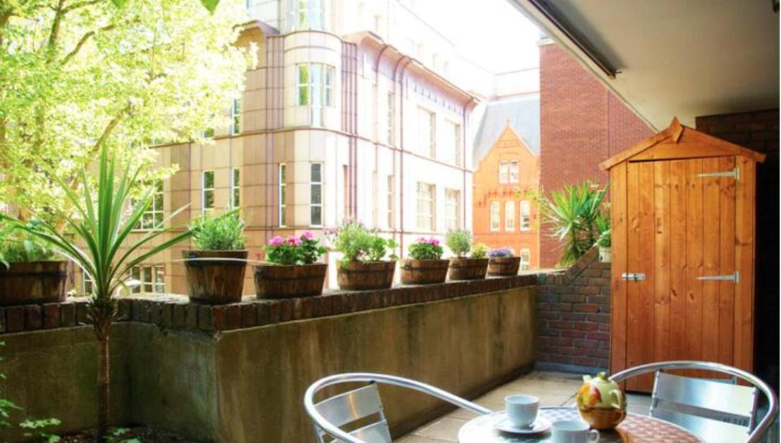 Super Central beautiful Three Bedroom