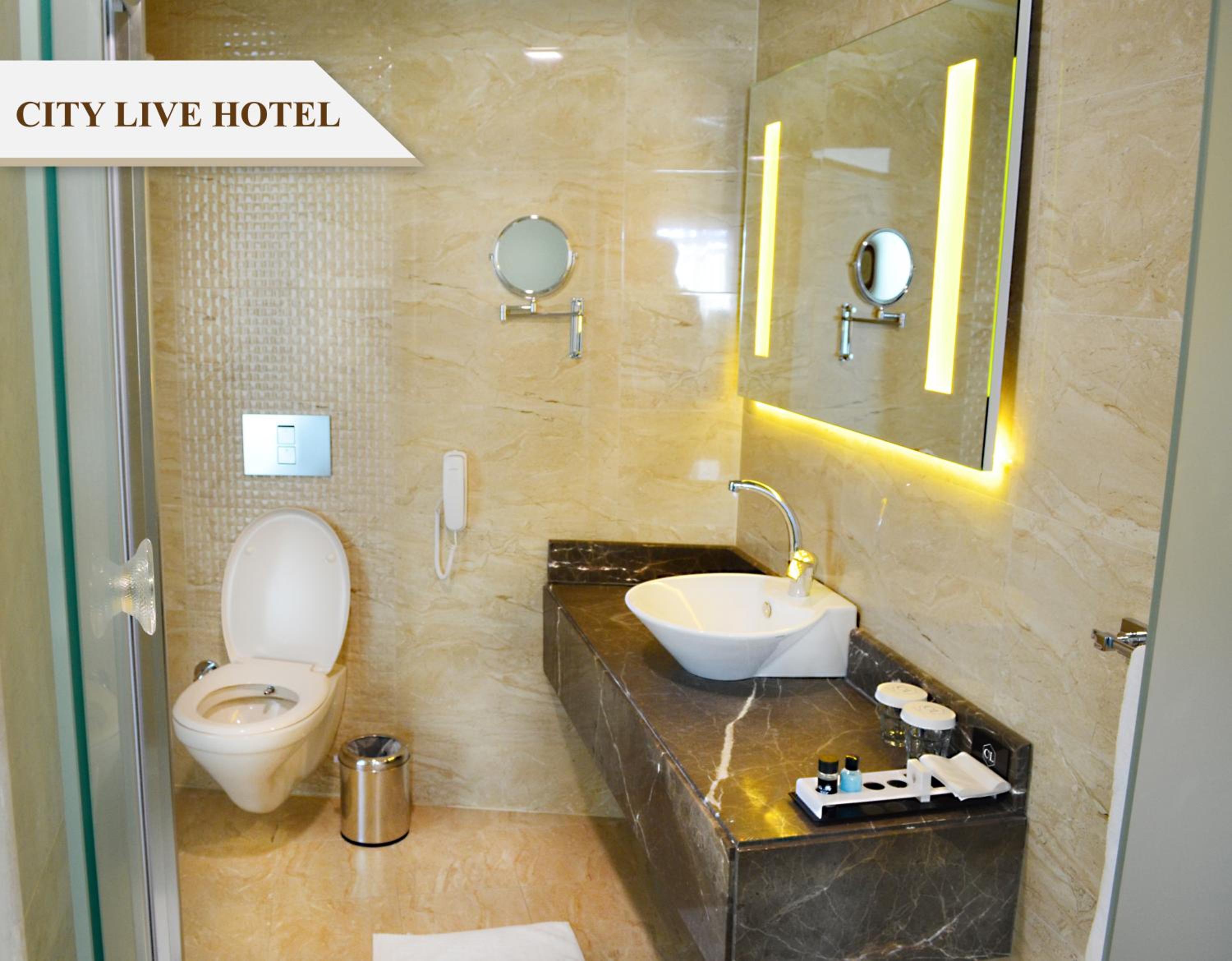 City Live Hotel - Image 40