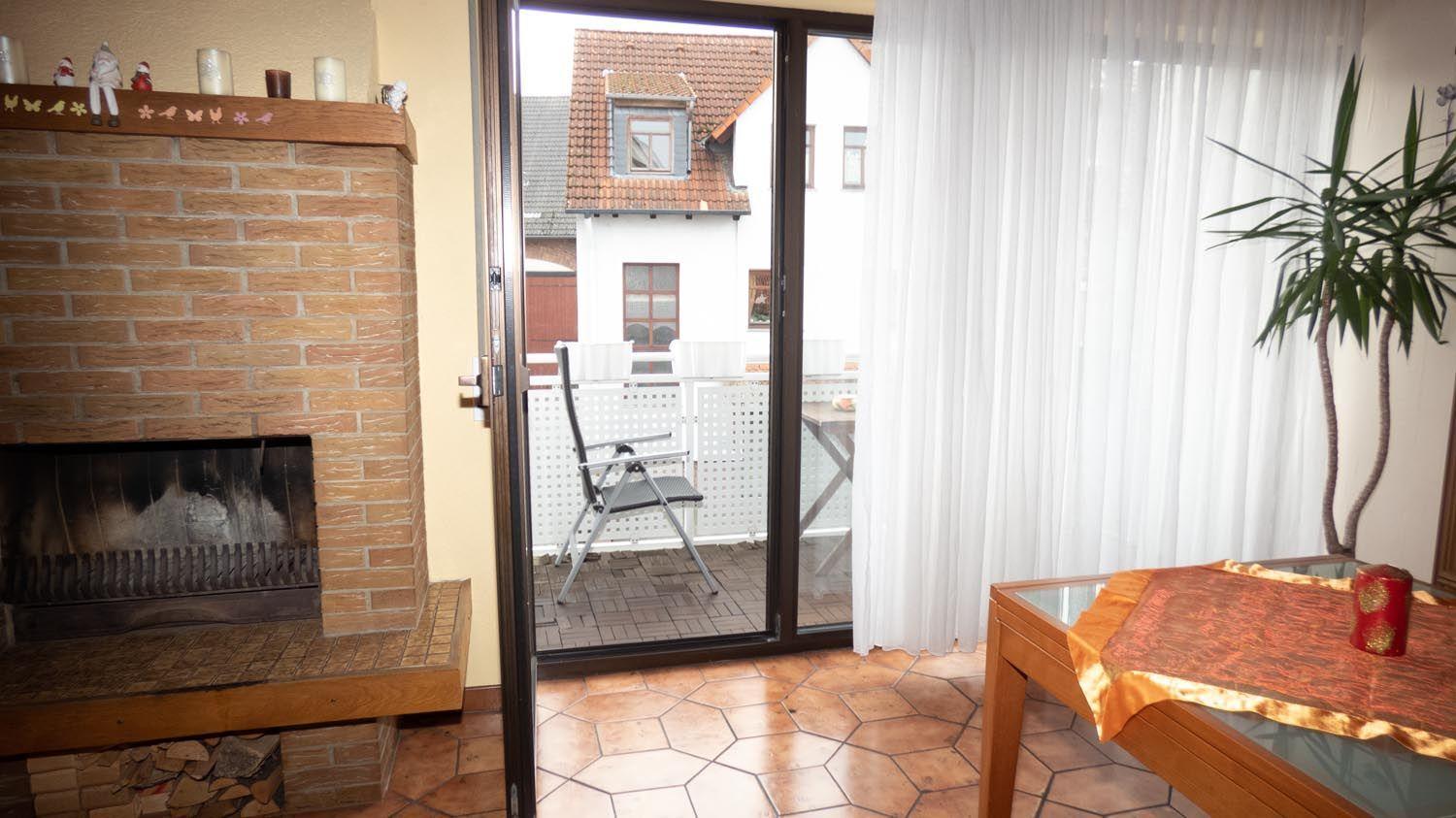 Grosse-Ferienwohnung-ueber-2-Etagen-bei-Frankfurt
