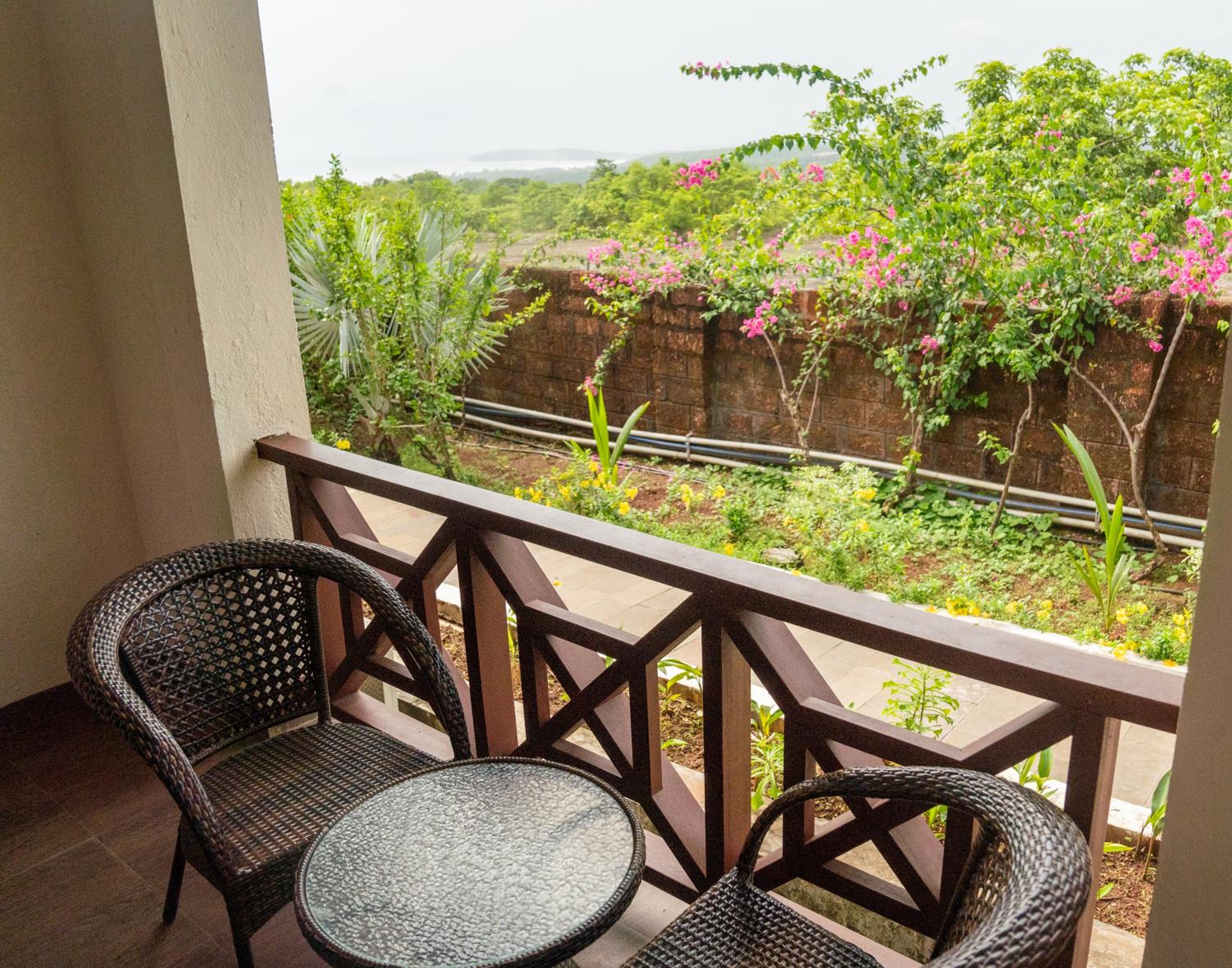 Greenleaf The Resort & Spa, Ganpatipule
