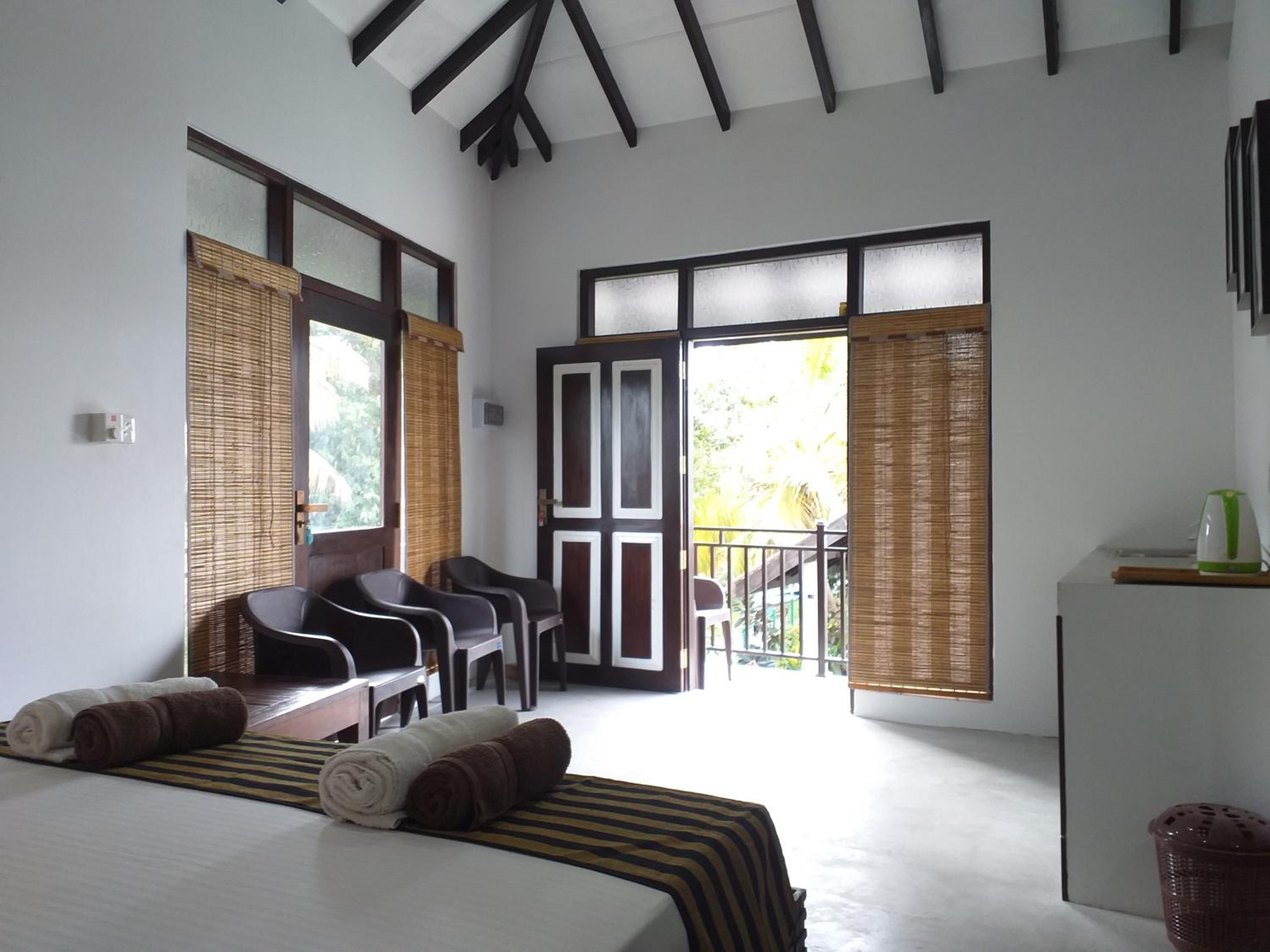 Green Wood Villa Negombo