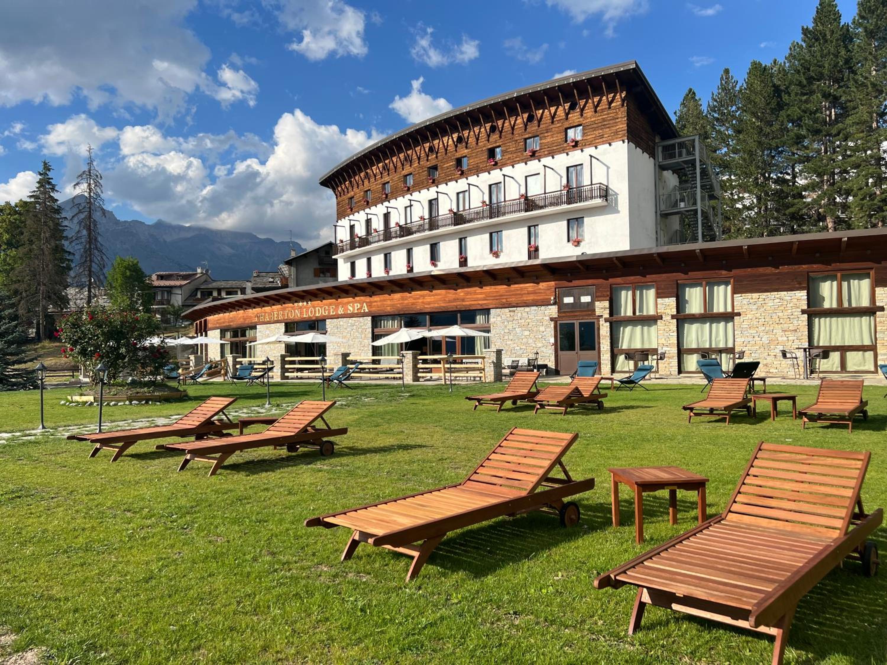 Hotel Chaberton Lodge & Spa - Image 1