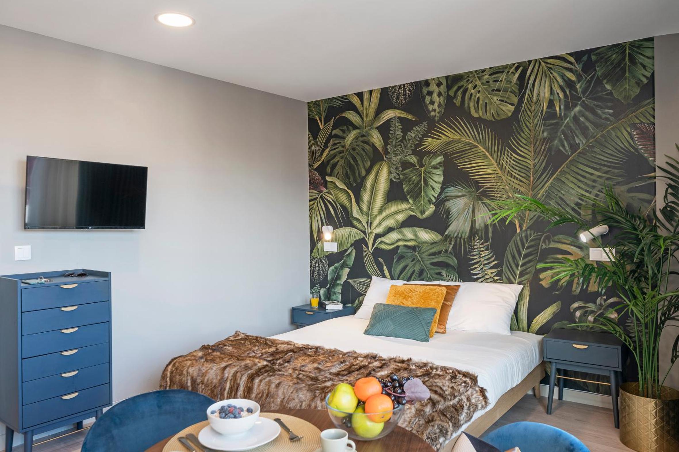 hotel room
