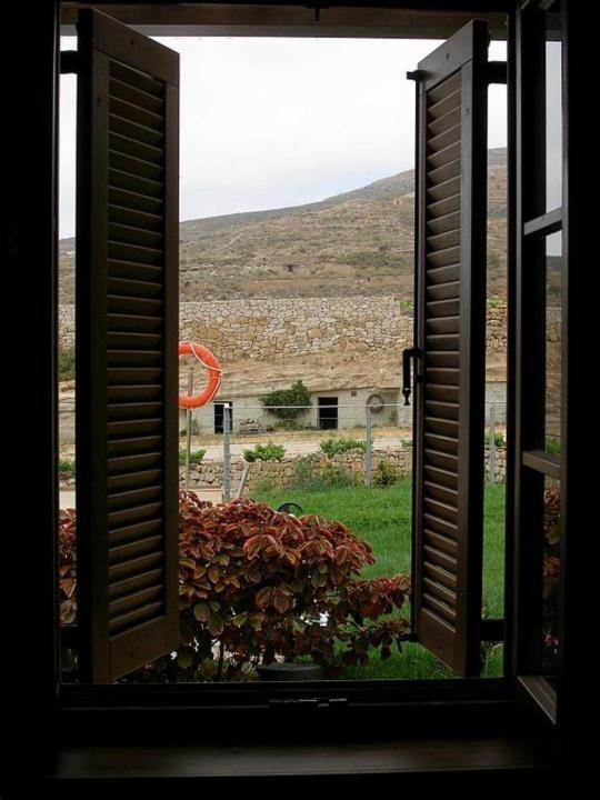 Country house with shared pool and views