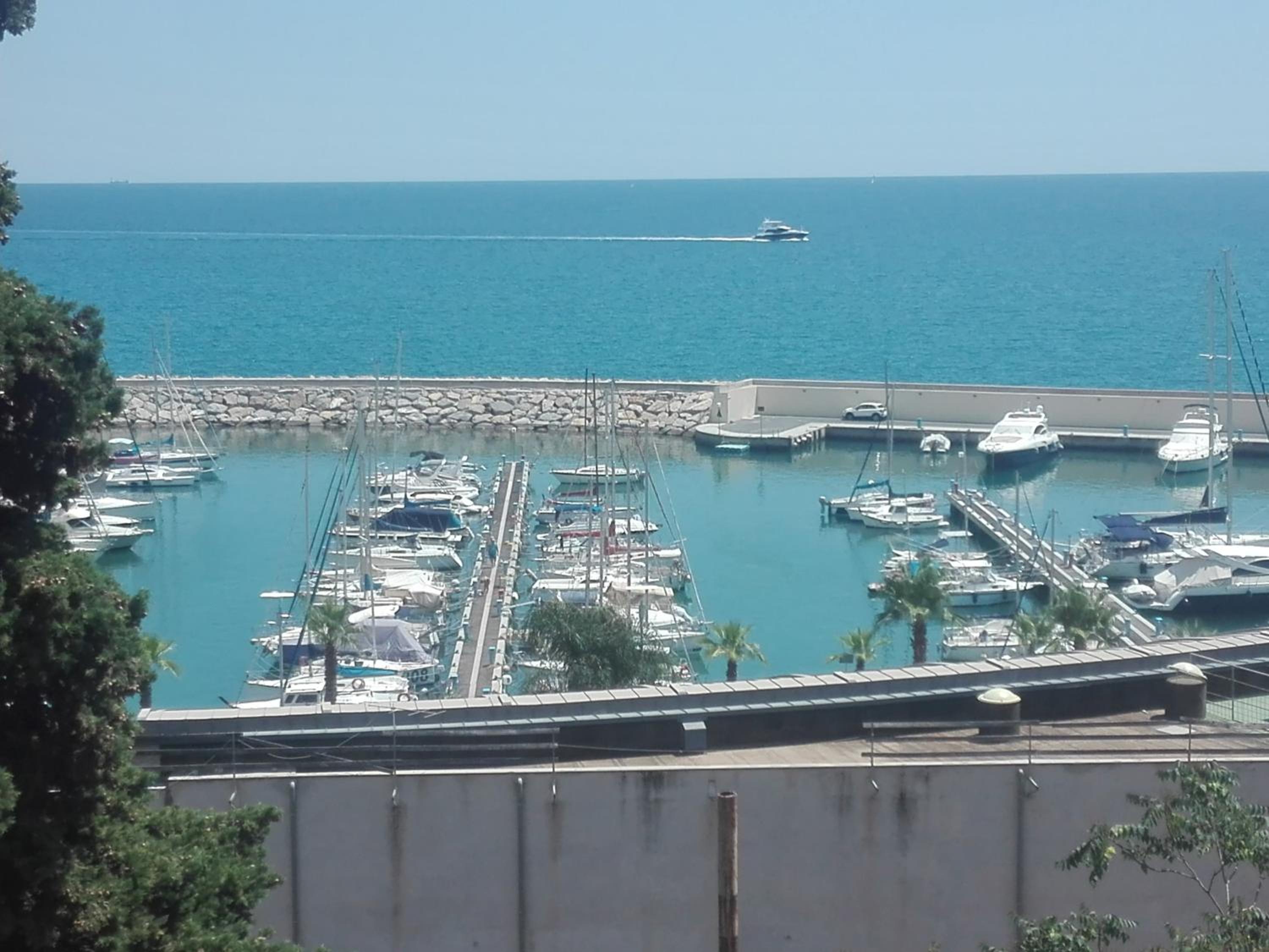 Plan B en Imperia — other