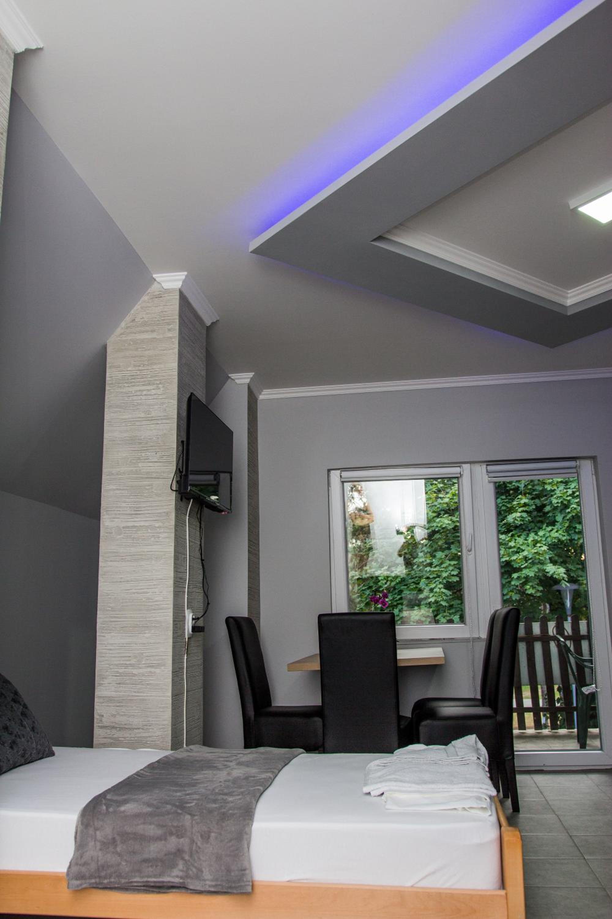 Feher Akac Guest House