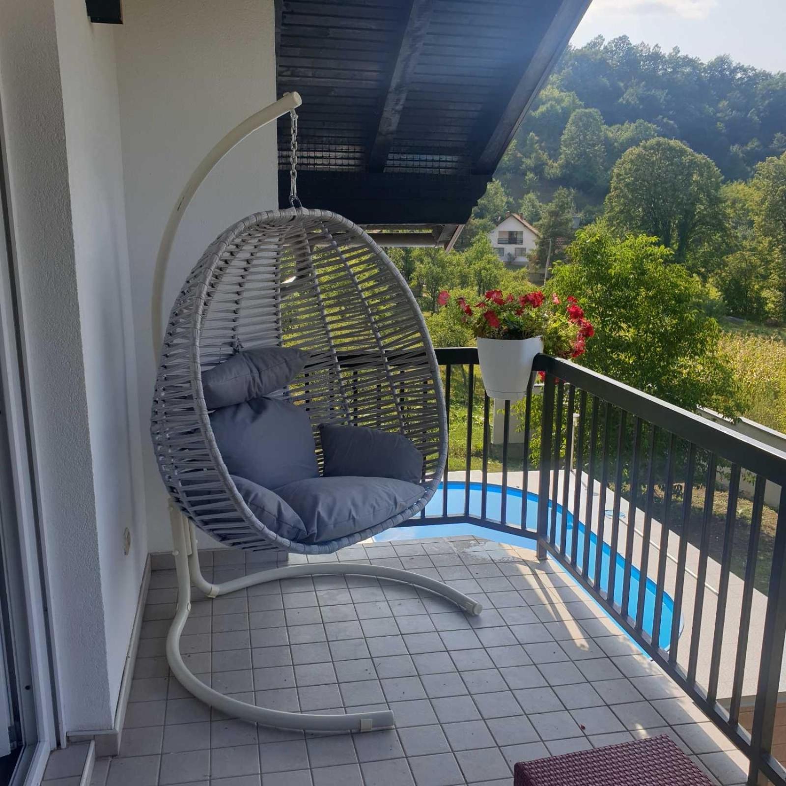 Lexor Holiday Home